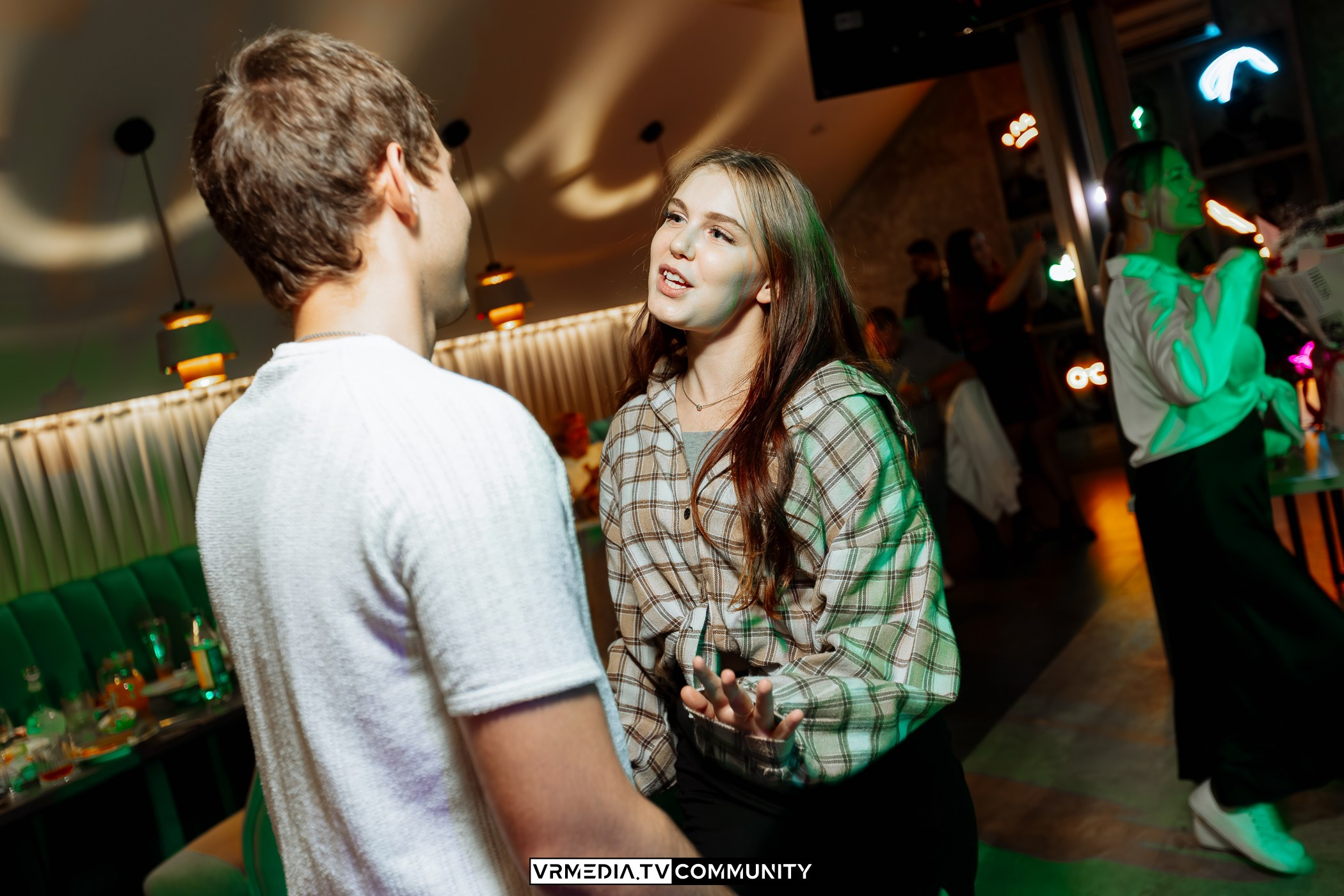 Выходные в караоке-баре «Империя»