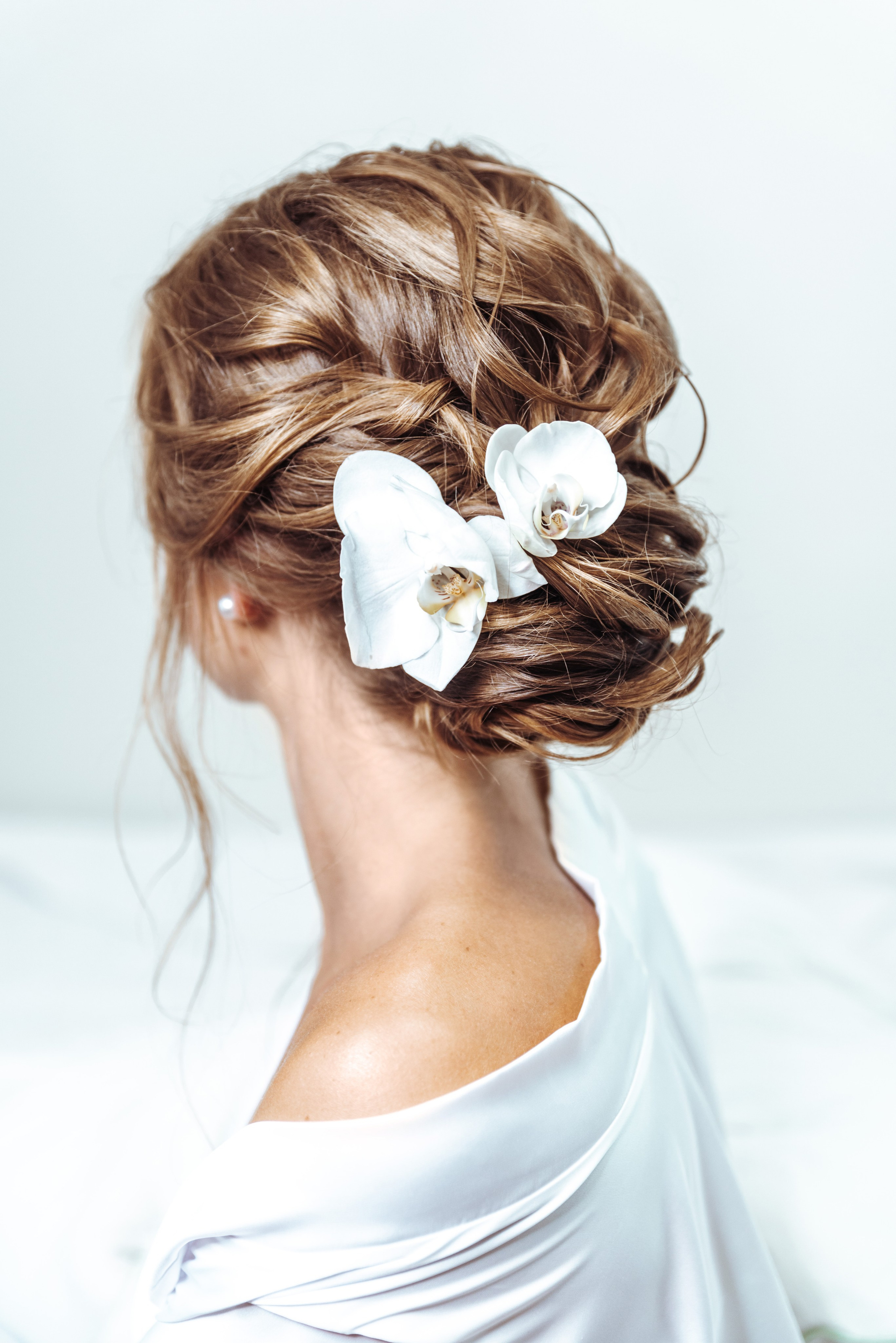 Свадебные прически. Юлия Штовбань — ваш визажист и стилист по волосам в Москве