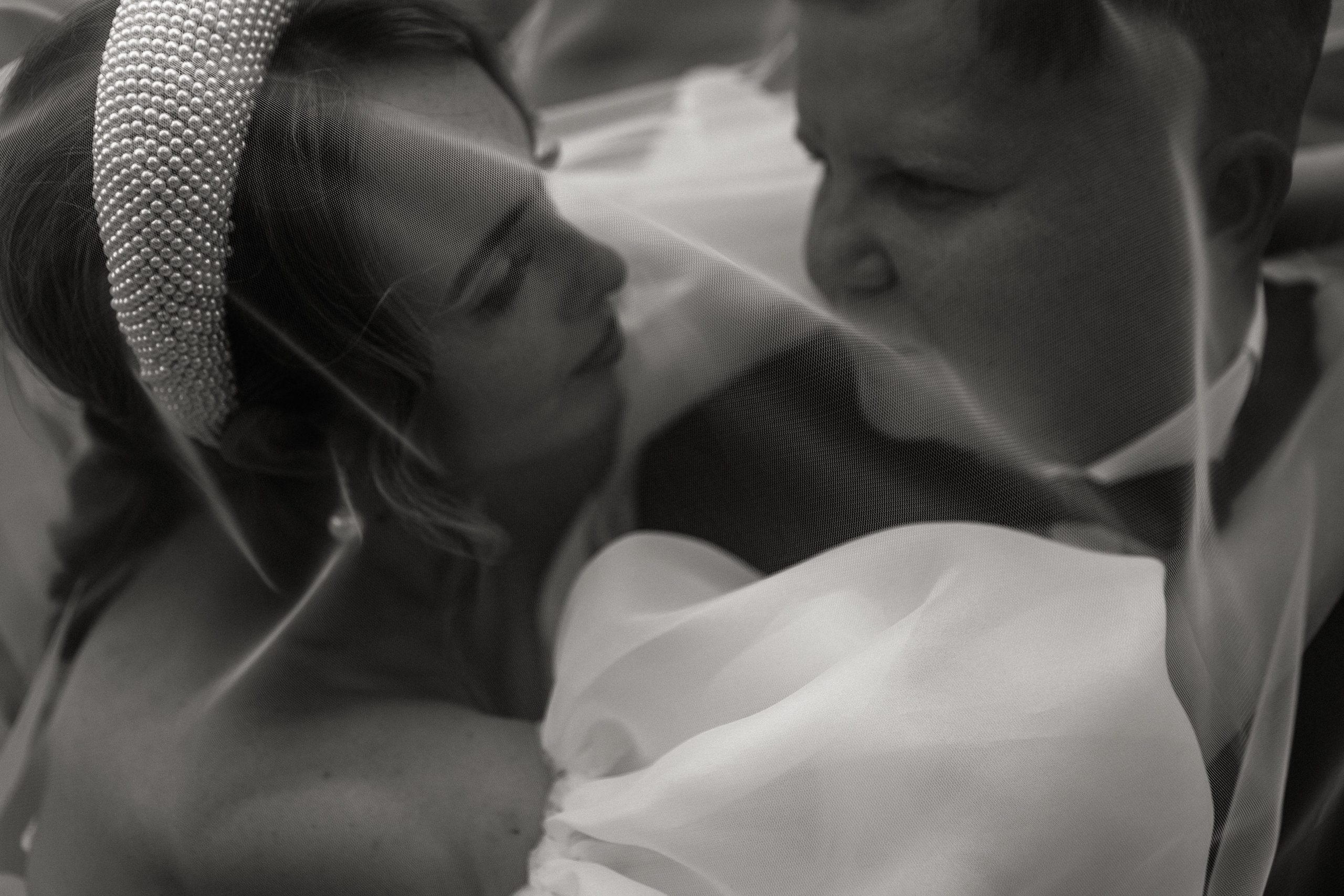 Свадебный фотограф Уфа — Руслан ГабдлисламовЖивые эмоции, красивые кадры, воспоминания на всю жизнь.Работаю по всей Республике Башкортоста. Свадебный фотограф Уфа Руслан Габдлисламов