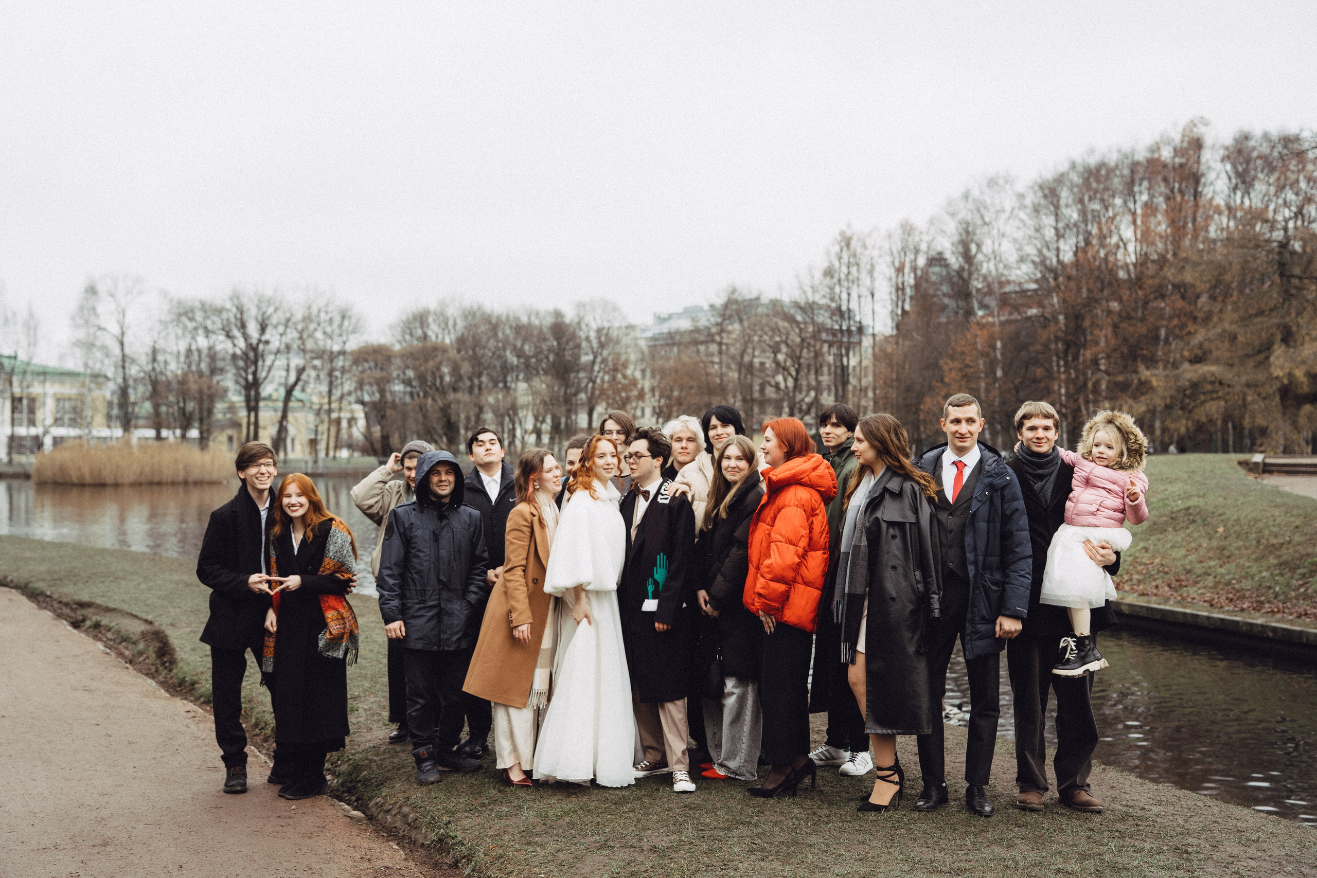 СВАДЕБНАЯ СЬЕМКА ВО ВТОРОМ ДВОРЦЕ С ГОСТЯМИ И ПРОГУЛКА В ТАВРИЧЕСКОМ САДУ. Профессиональный фотограф, Санкт-Петербург — Виктория Богомолова