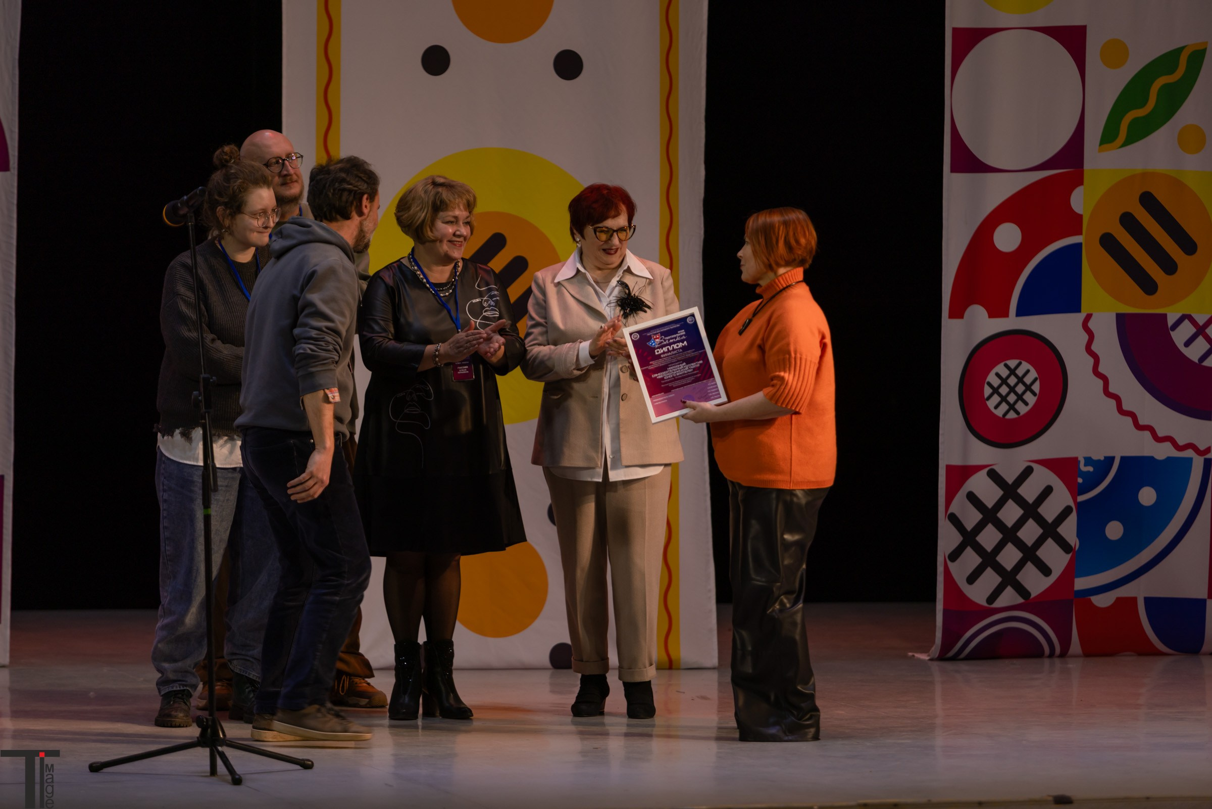 Театральная Вятка 2025. Имидж Технологии — репортажная фотография в Кирове Кировской области. Производство сувенирных магнитов, заливных этикеток и значков