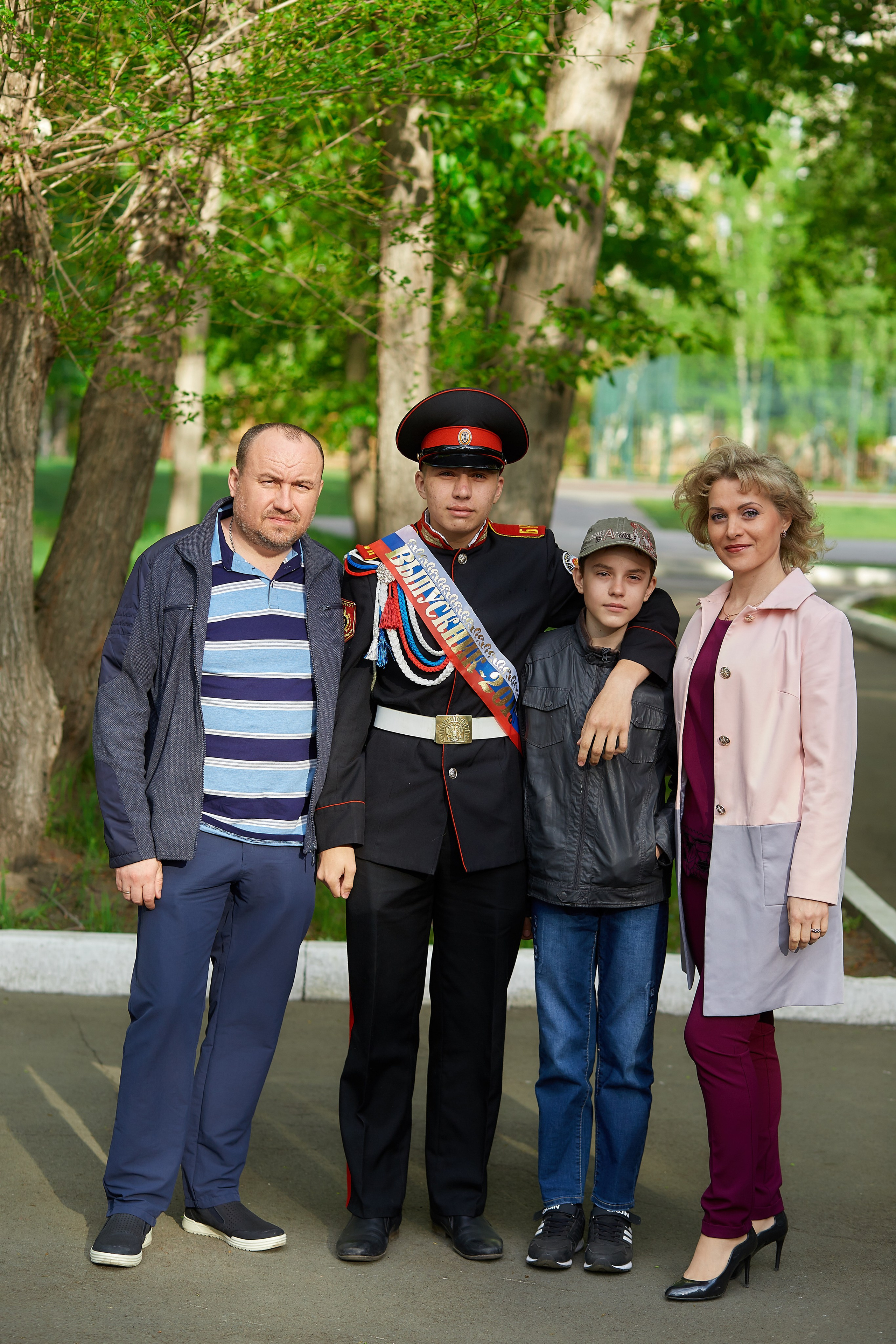 Кадеты последний звонок. Фотограф Вячеслав Фарунин