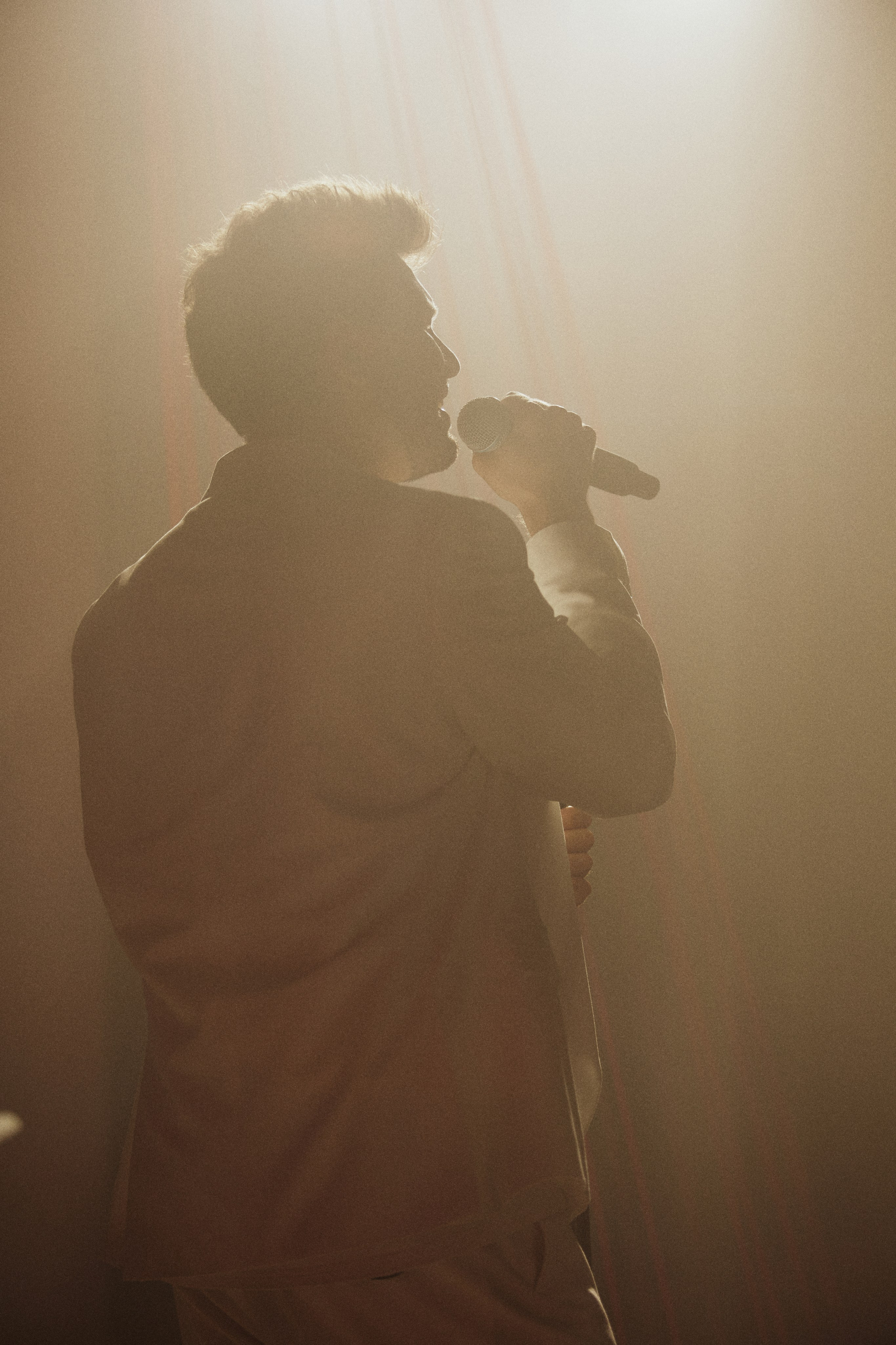 RED LINES. Дмитрий Мазуркевич: Профессиональный Репортажный Фотограф