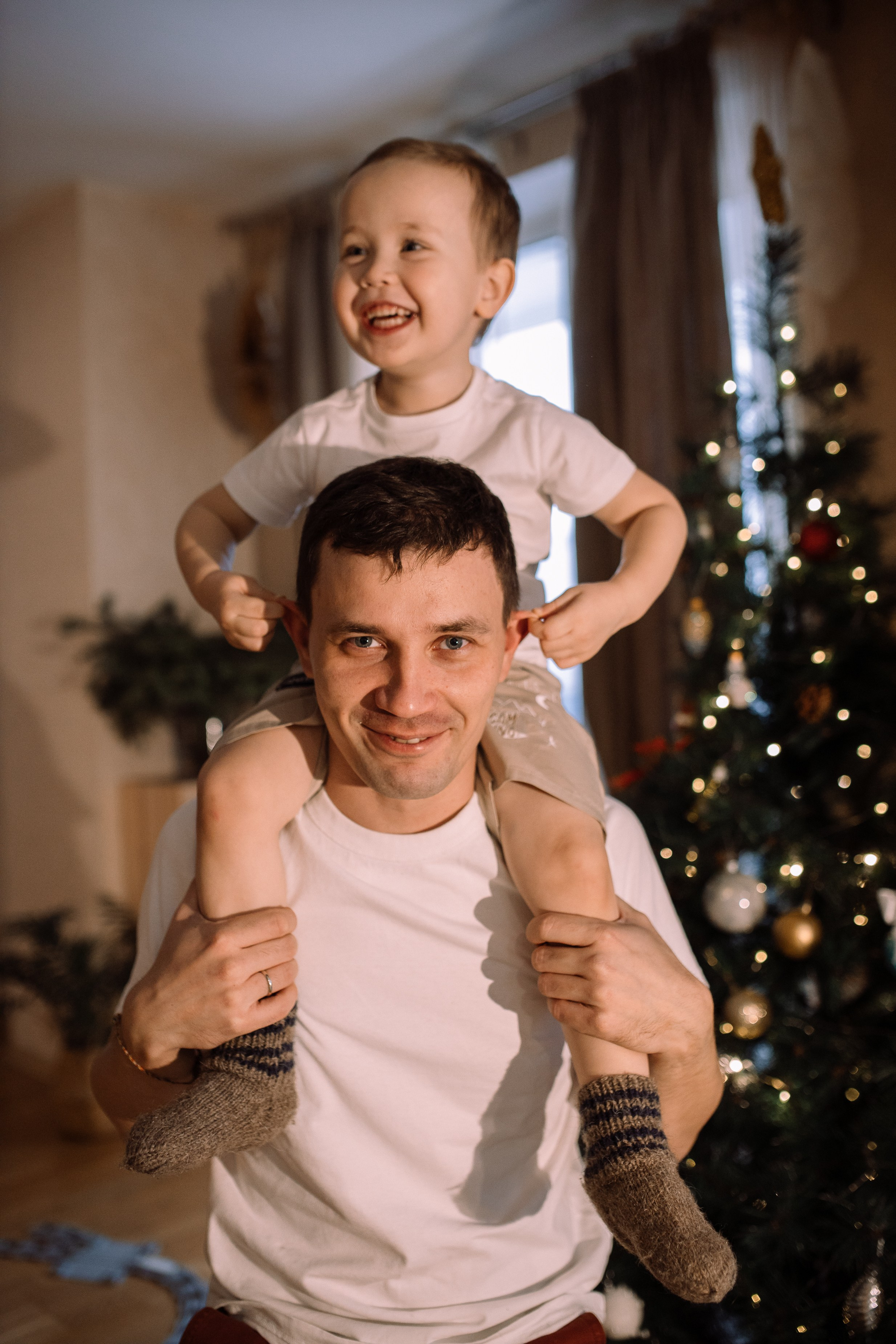 Мария с семьей. Семейный фотограф Трусова Евгения в Екатеринбурге