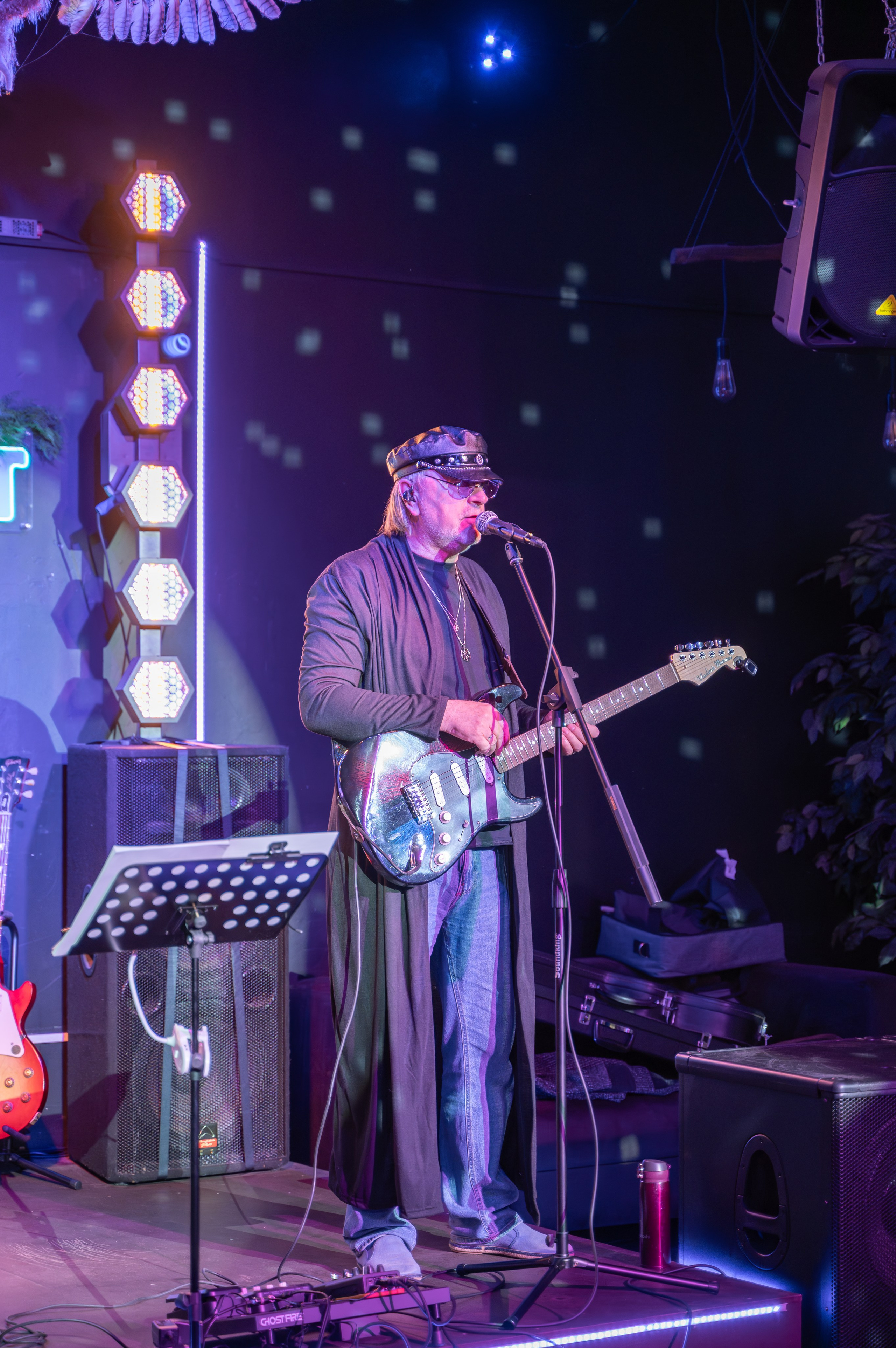 Квартирник «Бессонница» в Москве