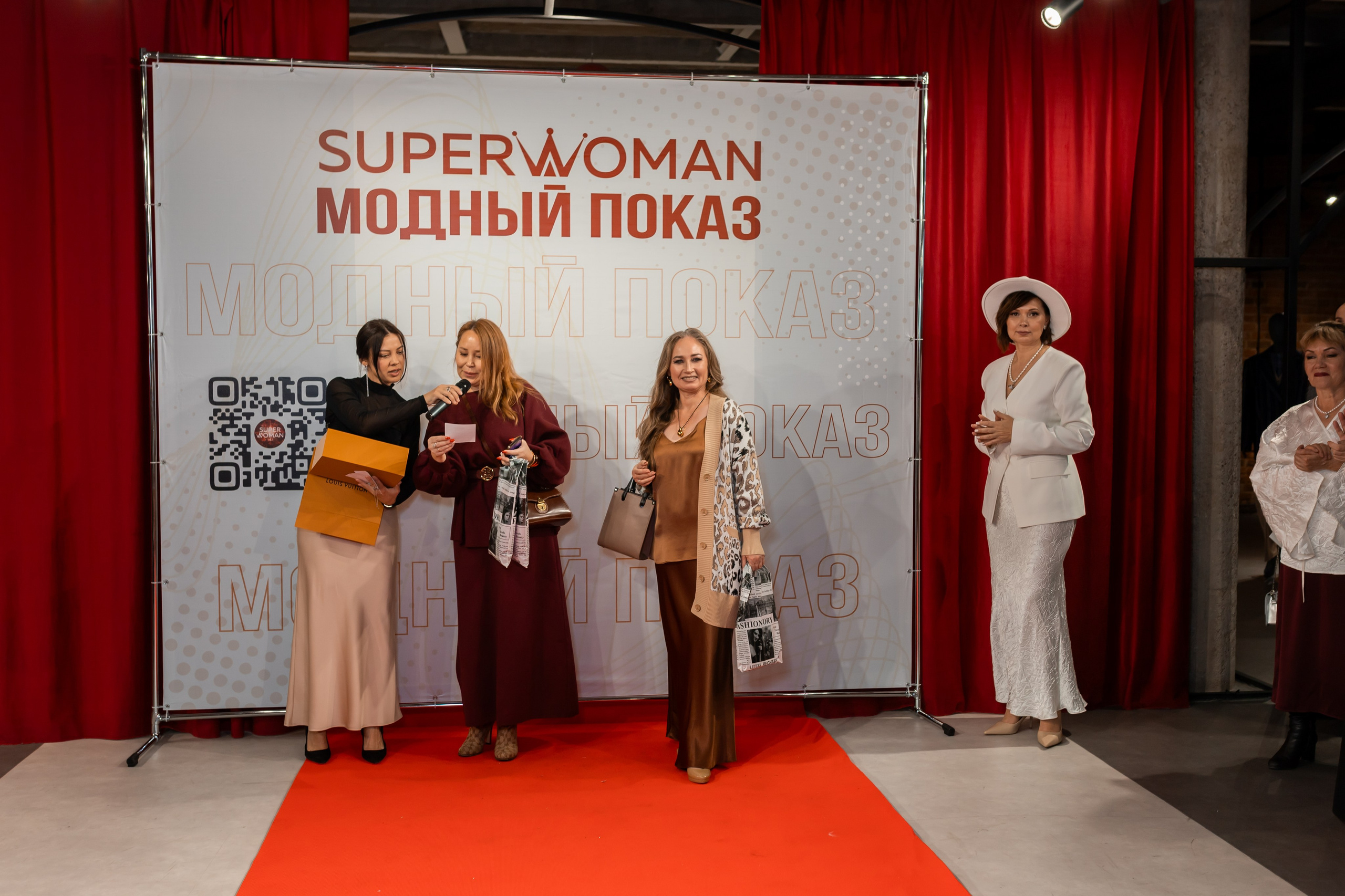 Показ проекта Super woman. Марина Шаймухаметова. Фотограф в Уфе