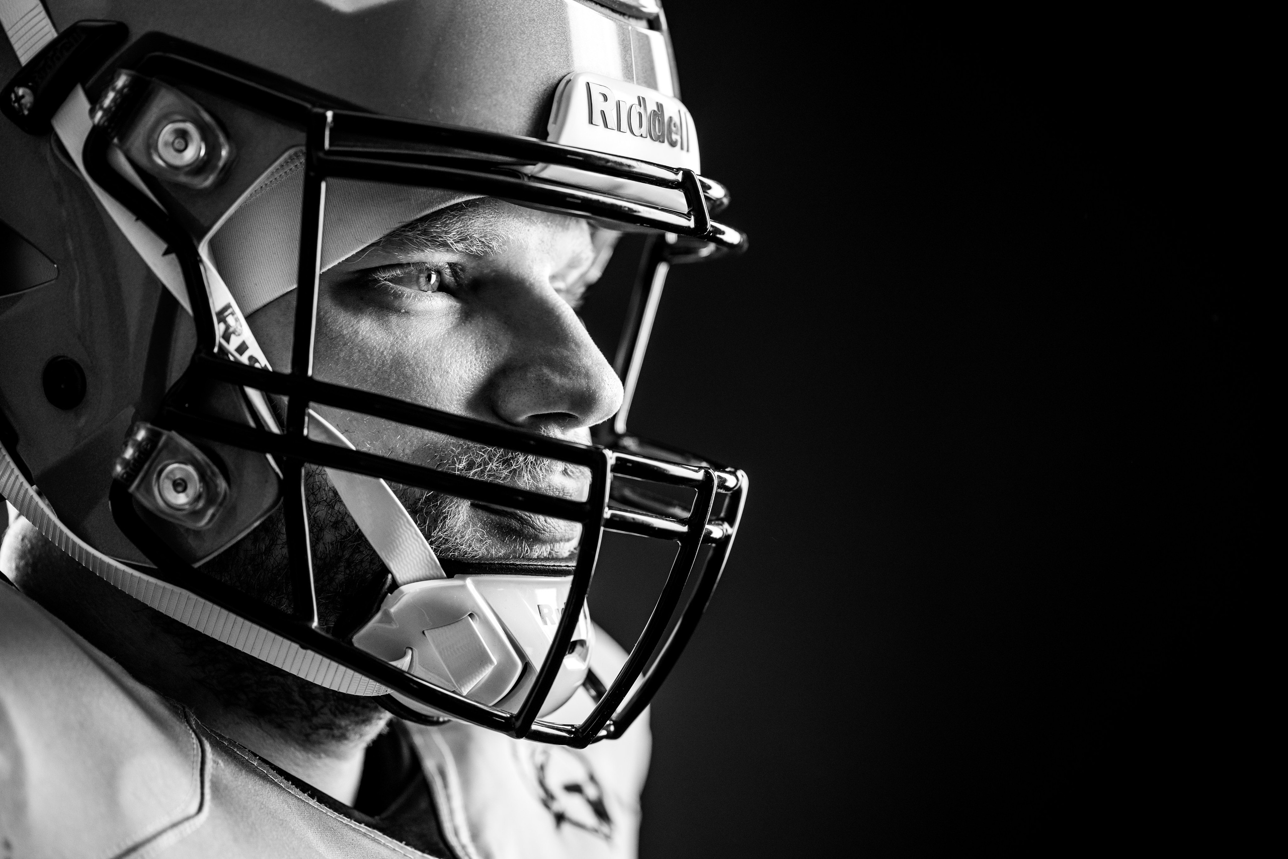 A portrait session for a family. Headshot & portrait photographer Alexei Shendrick