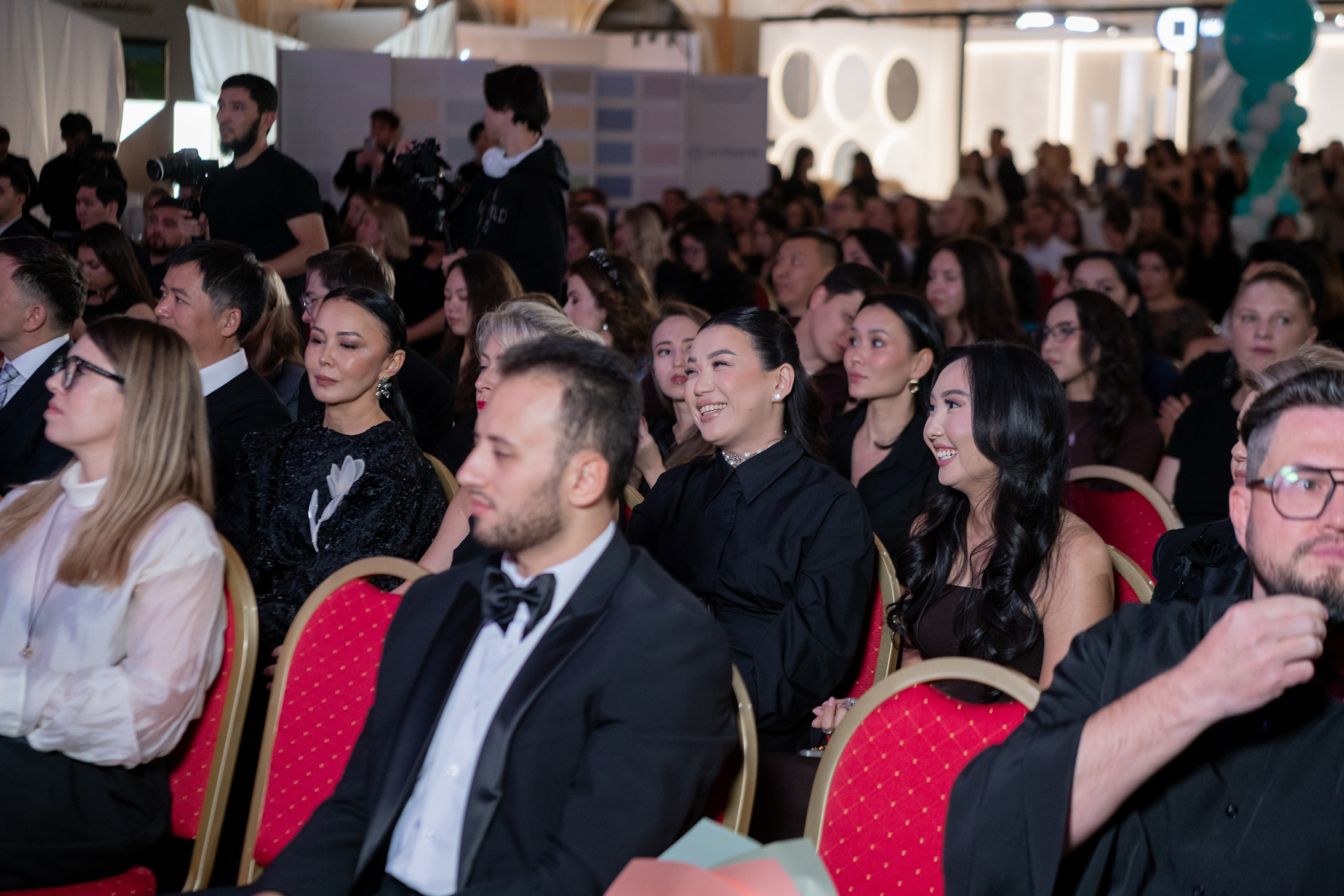 Tanu Creative 16.10.2025. Фотограф Астана, Алматы