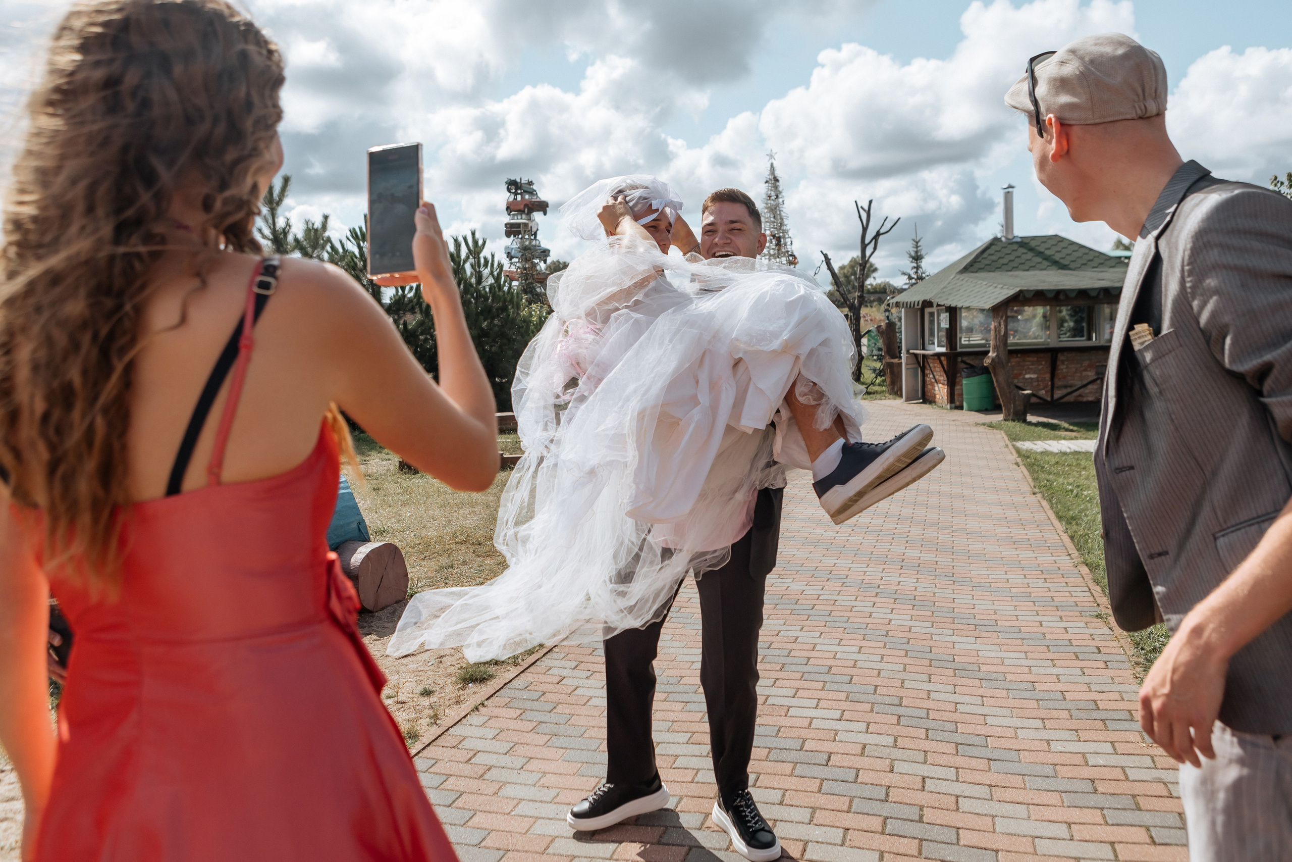 Свадьба в стиле 90х. Свадебный фотограф  Калининград | Москва|