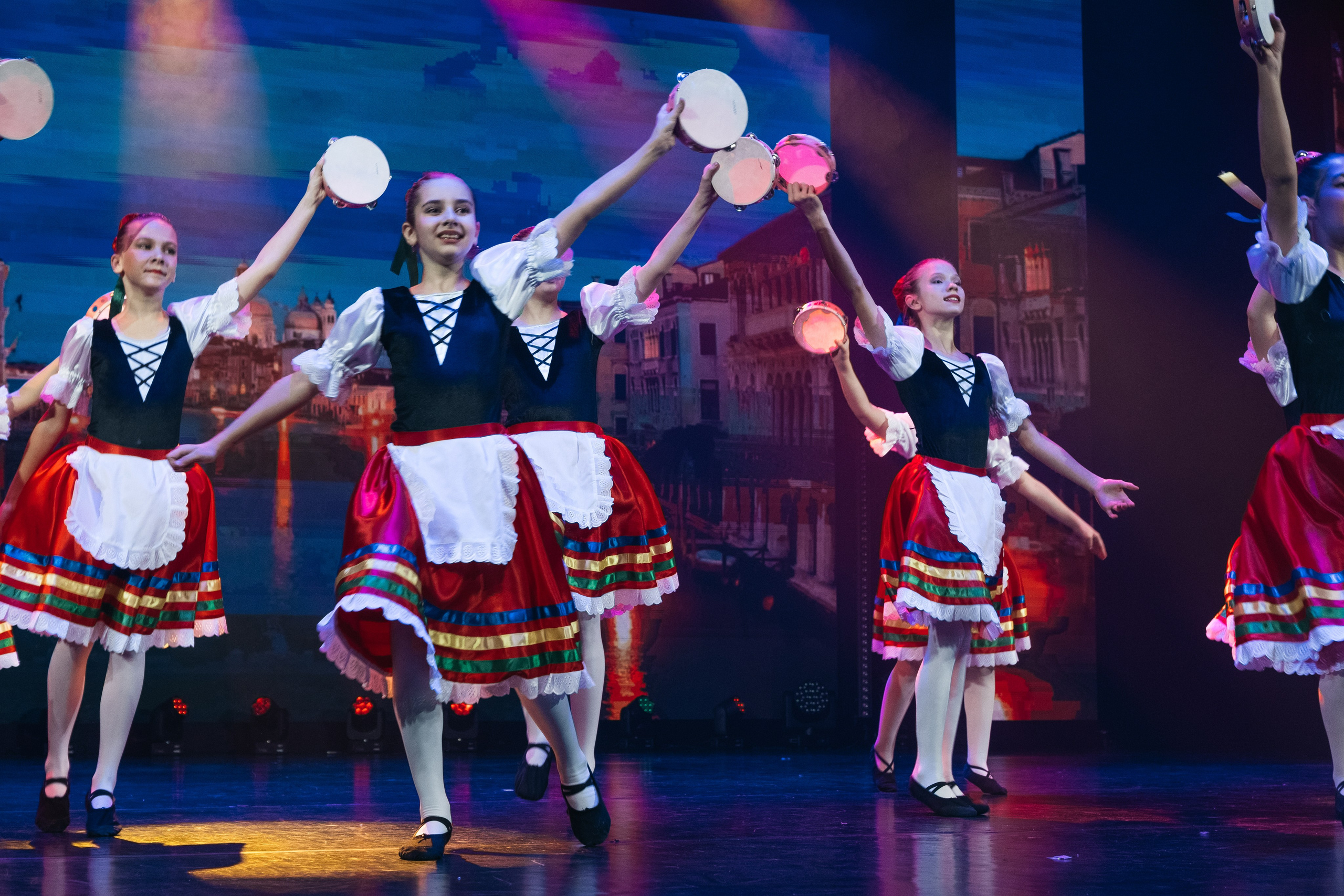 СурГУ 23.12.23. Репортажный и свадебный фотограф в Сургуте