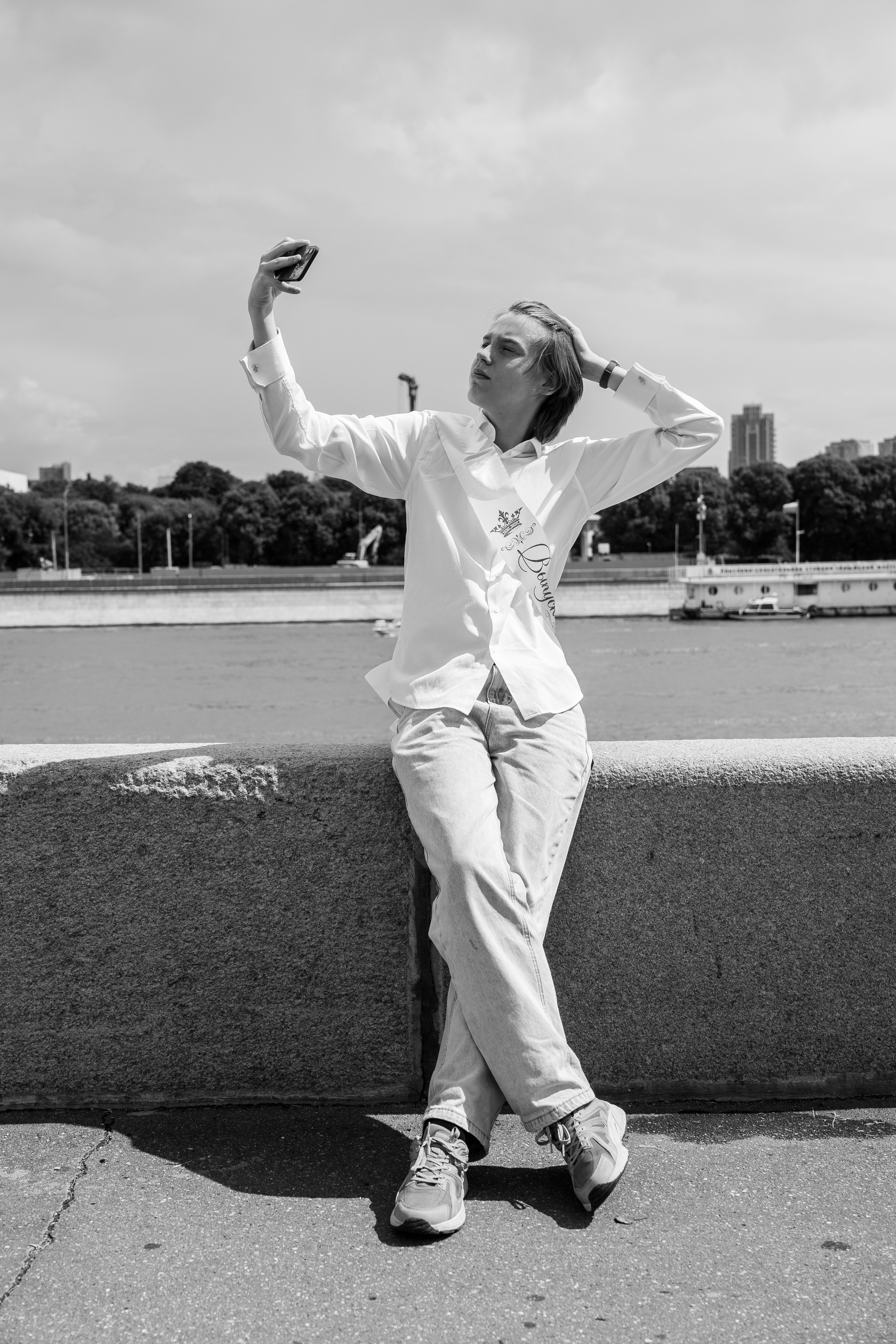 Теплоход 9 класс. Lokos.pro Ник Соколов Фото и Видео Москва/Ростов-на-Дону