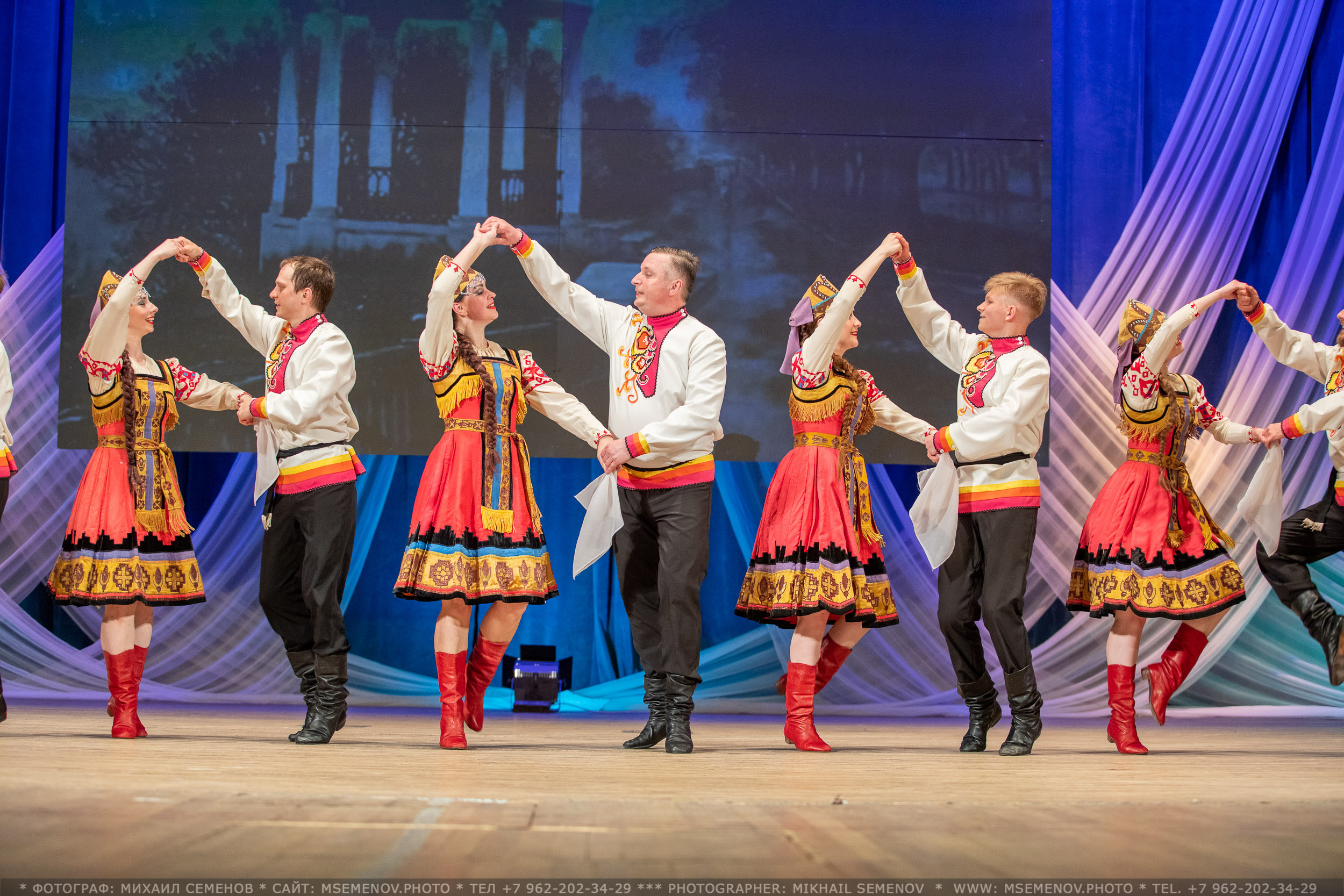 АНОНС Концерта Ансамбль танца «Волжанка». Фотограф, фотопроекты Михаила Семенова в Ярославле. Фотошкола