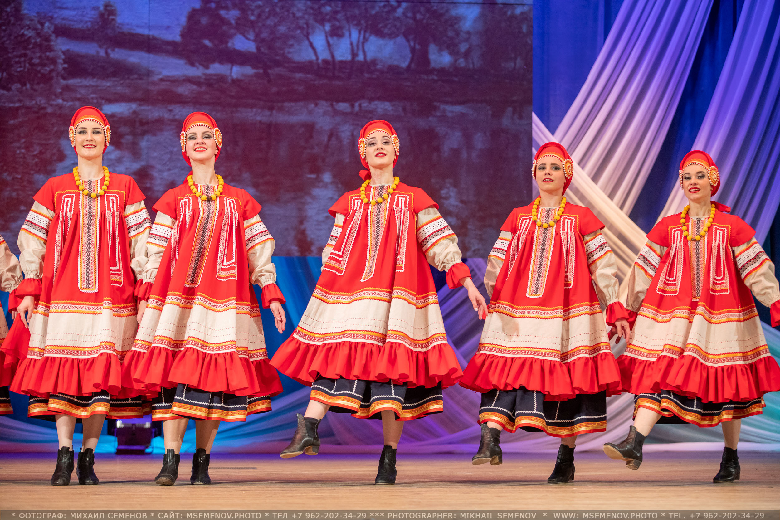 АНОНС Концерта Ансамбль танца «Волжанка». Фотограф, фотопроекты Михаила Семенова в Ярославле. Фотошкола