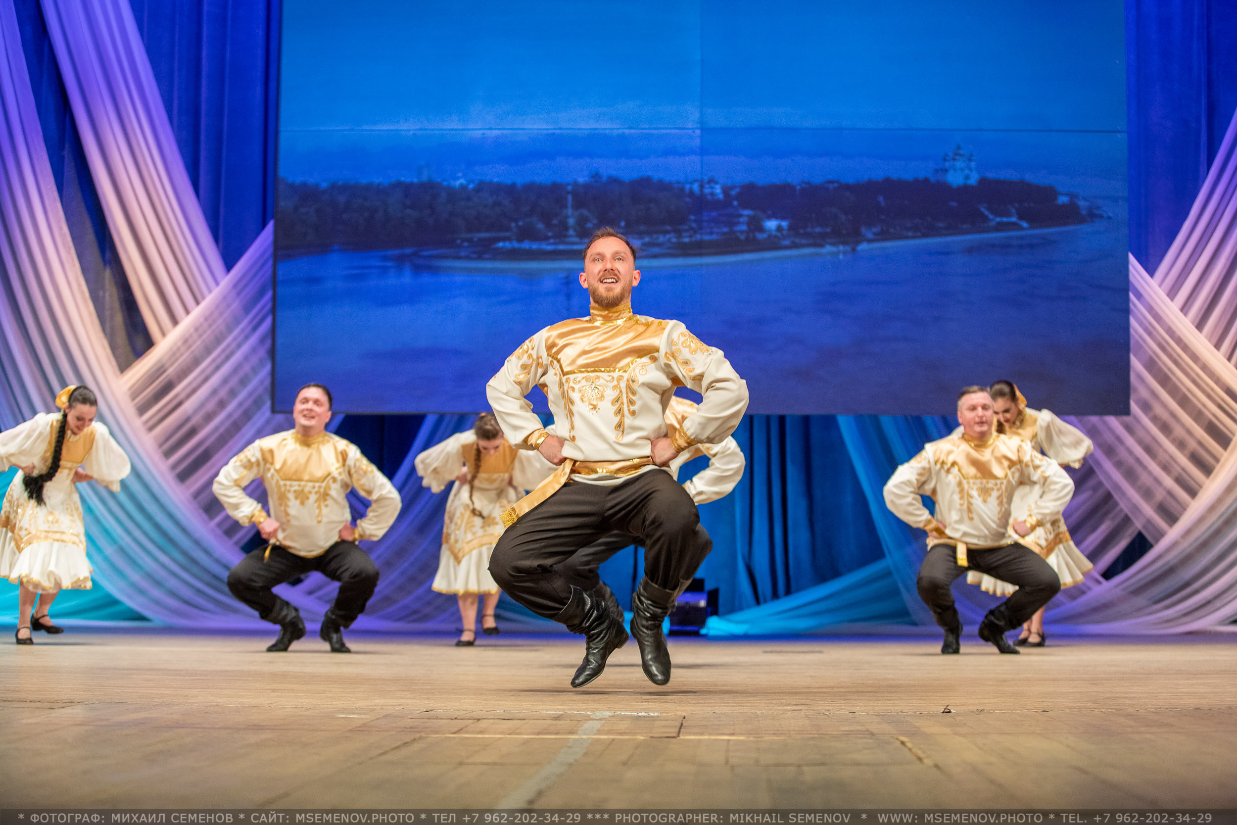 АНОНС Концерта Ансамбль танца «Волжанка». Фотограф, фотопроекты Михаила Семенова в Ярославле. Фотошкола
