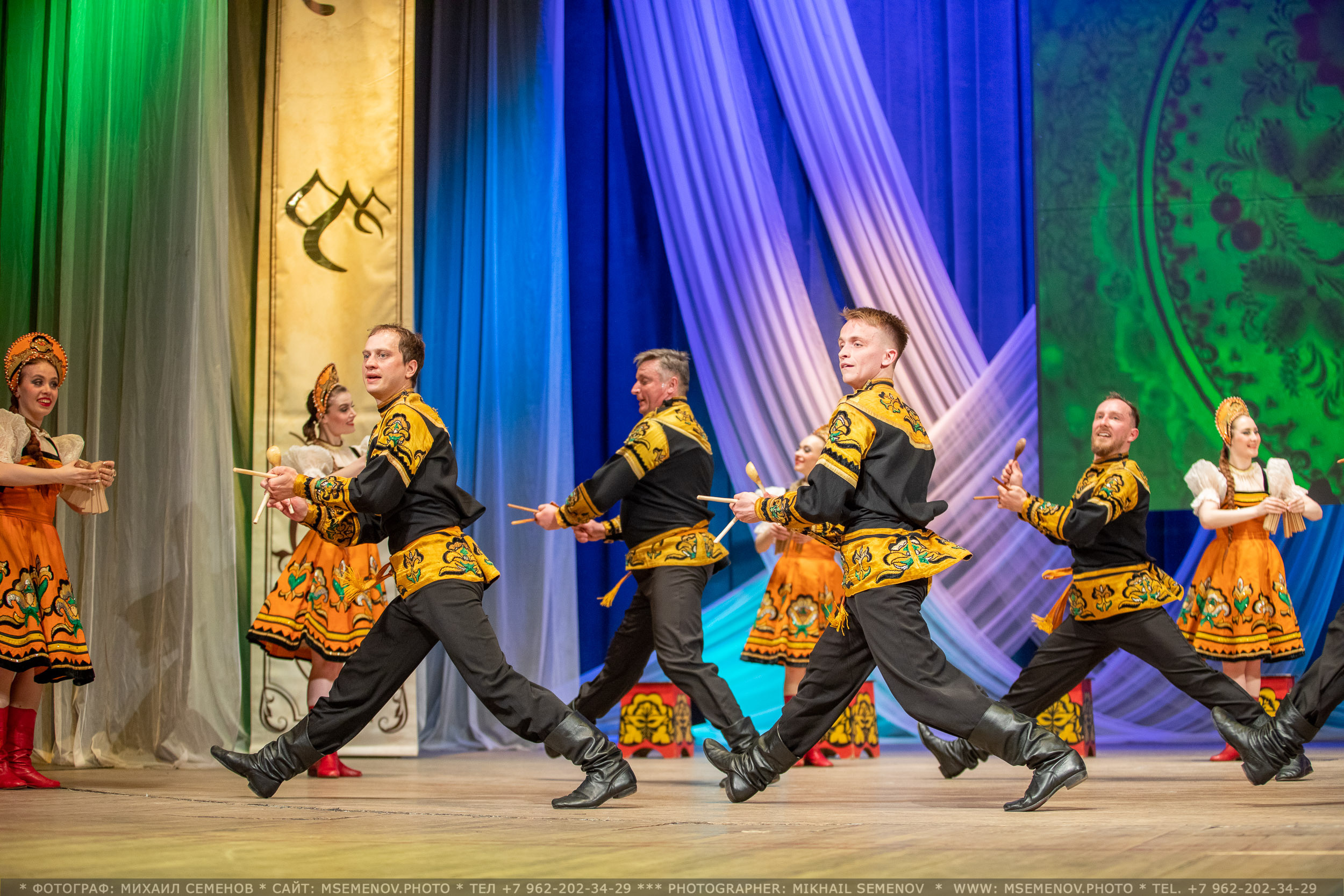 АНОНС Концерта Ансамбль танца «Волжанка». Фотограф, фотопроекты Михаила Семенова в Ярославле. Фотошкола