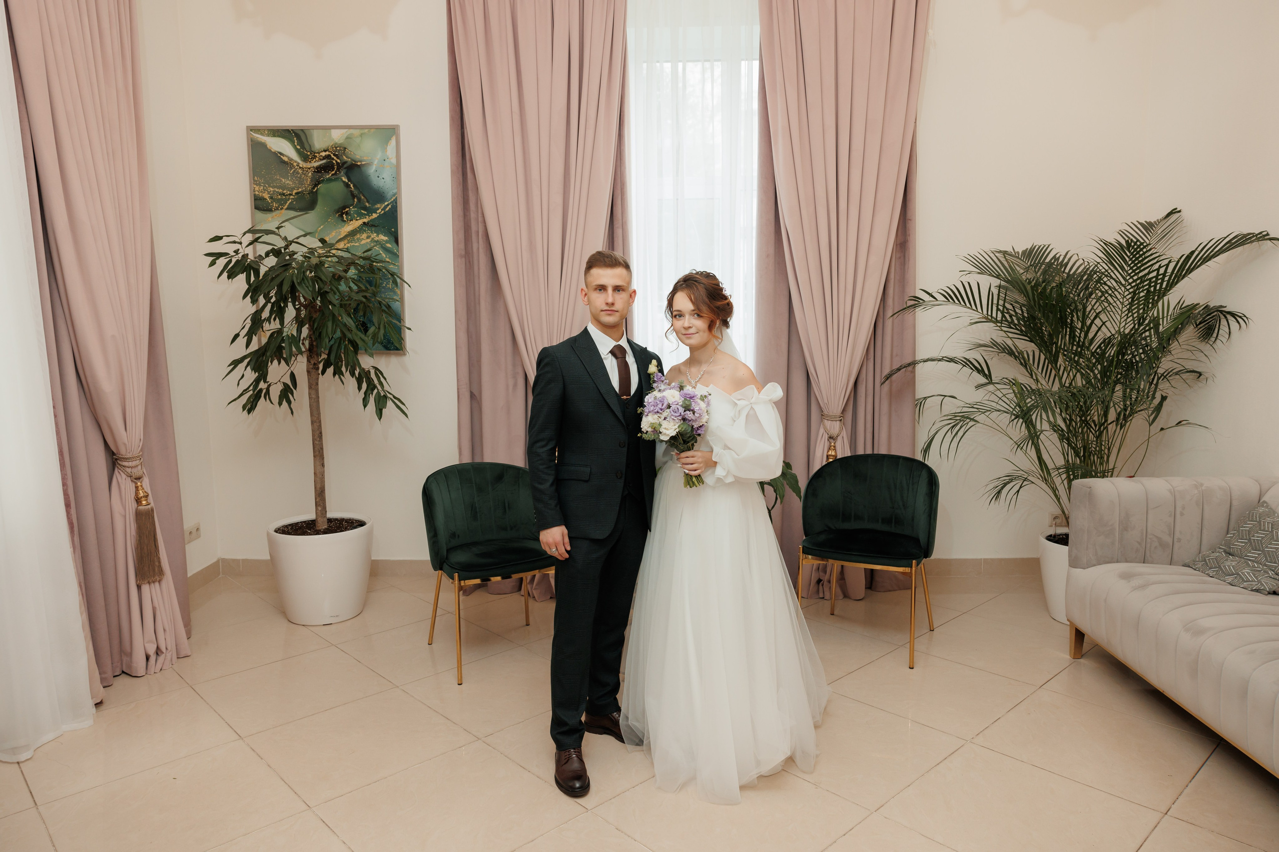 Константин и Дарья, ЗАГС ВДНХ, отель Soluxe, ресторан «Антик». Свадебный и репортажный фотограф (Москва, Королев и другие)