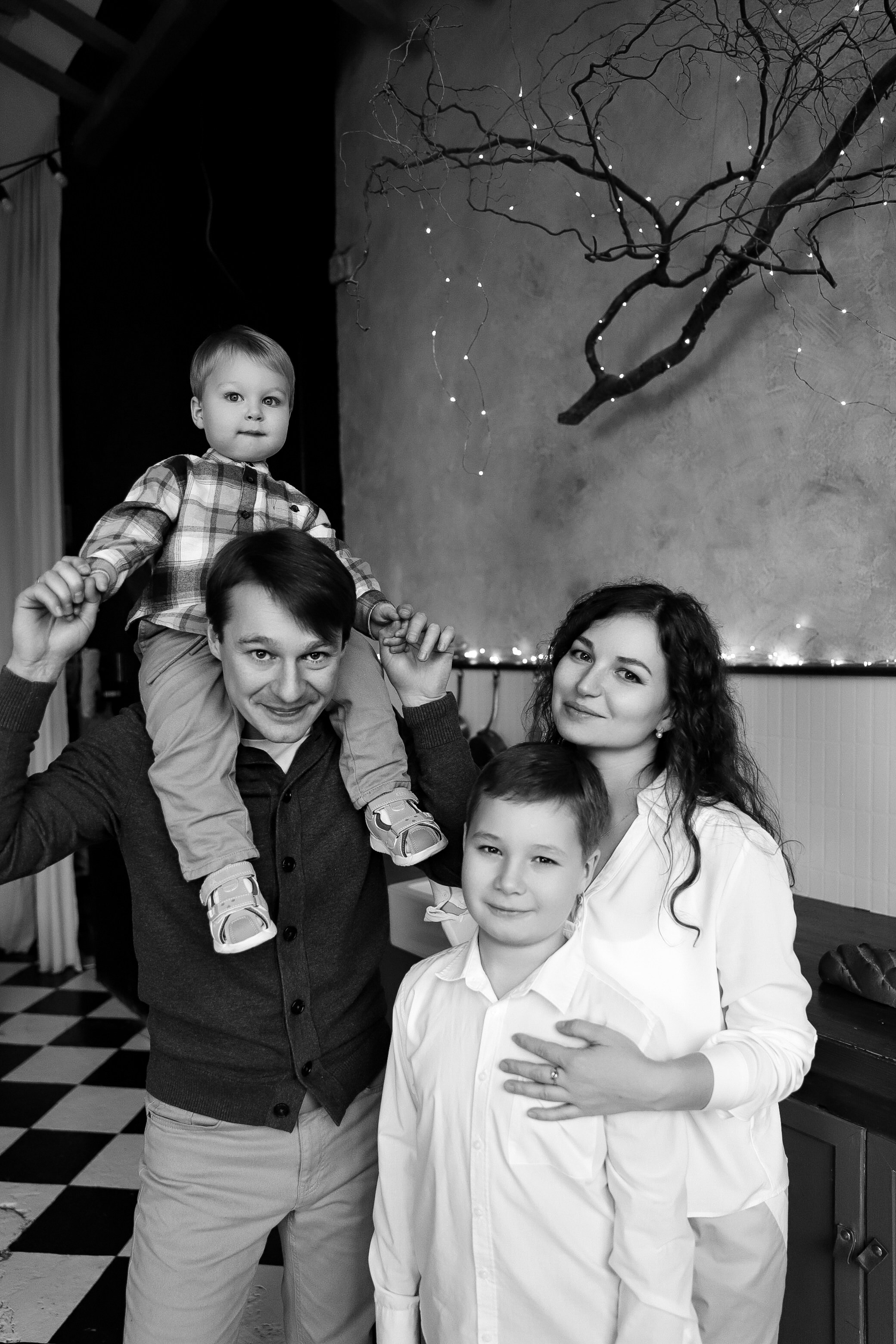 Елена, Василий, Евгений и Матвей. Семейный фотограф в Екатеринбурге и Красноуфимске Евгения Лягаева