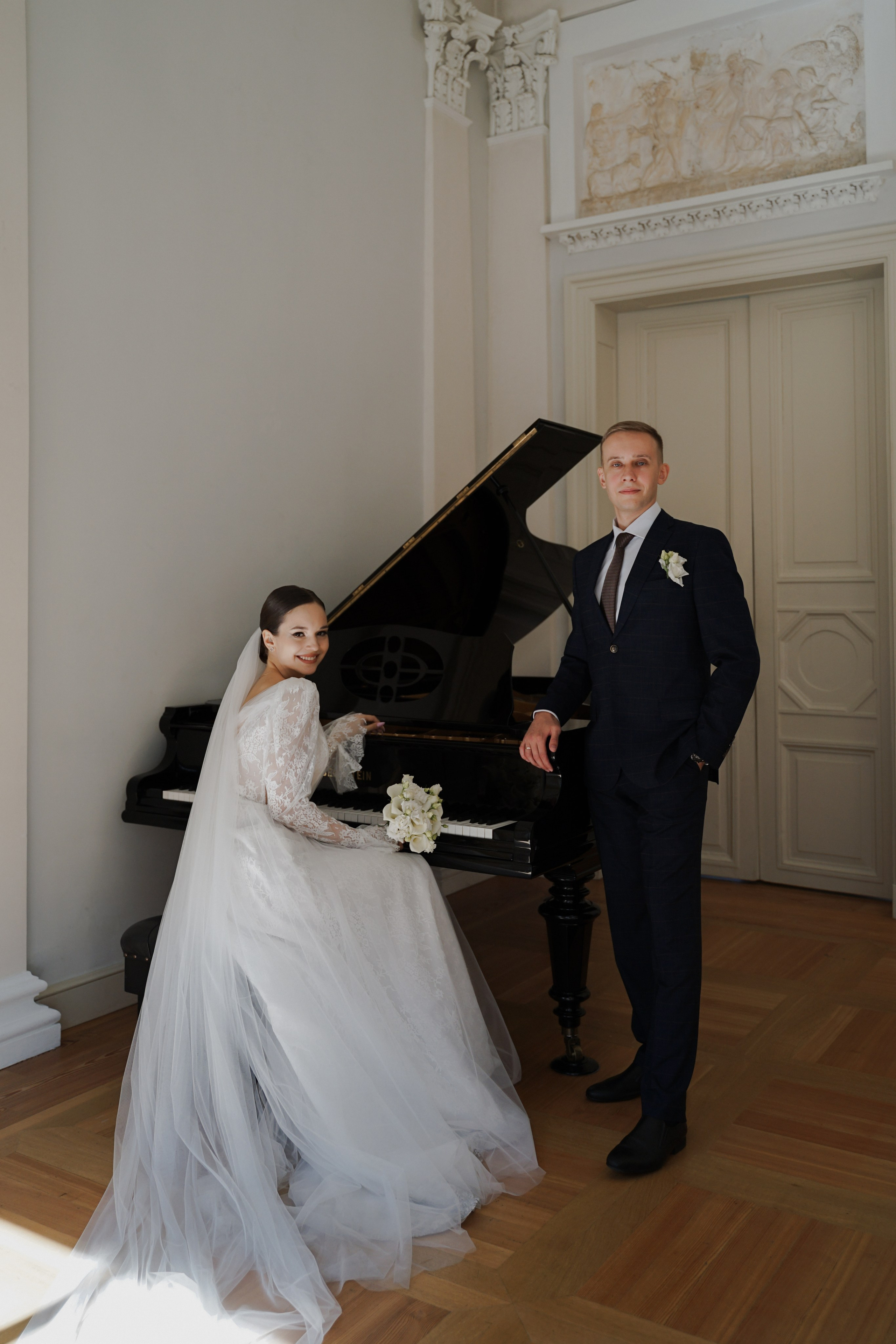 Свадебная фотосессия в Усадьбе Муравьёвых-Апостолов