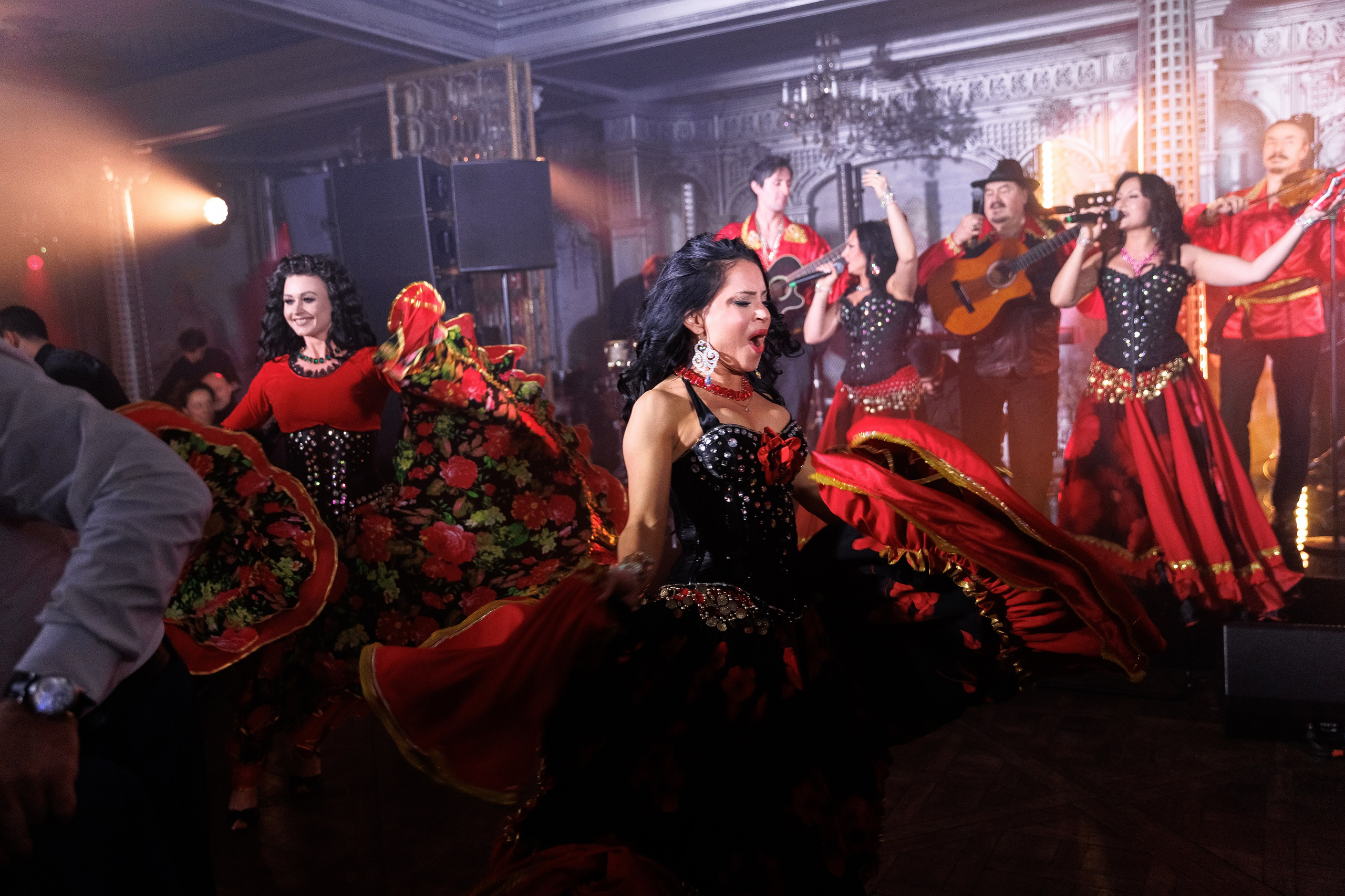 Новогодний ужин Сбер