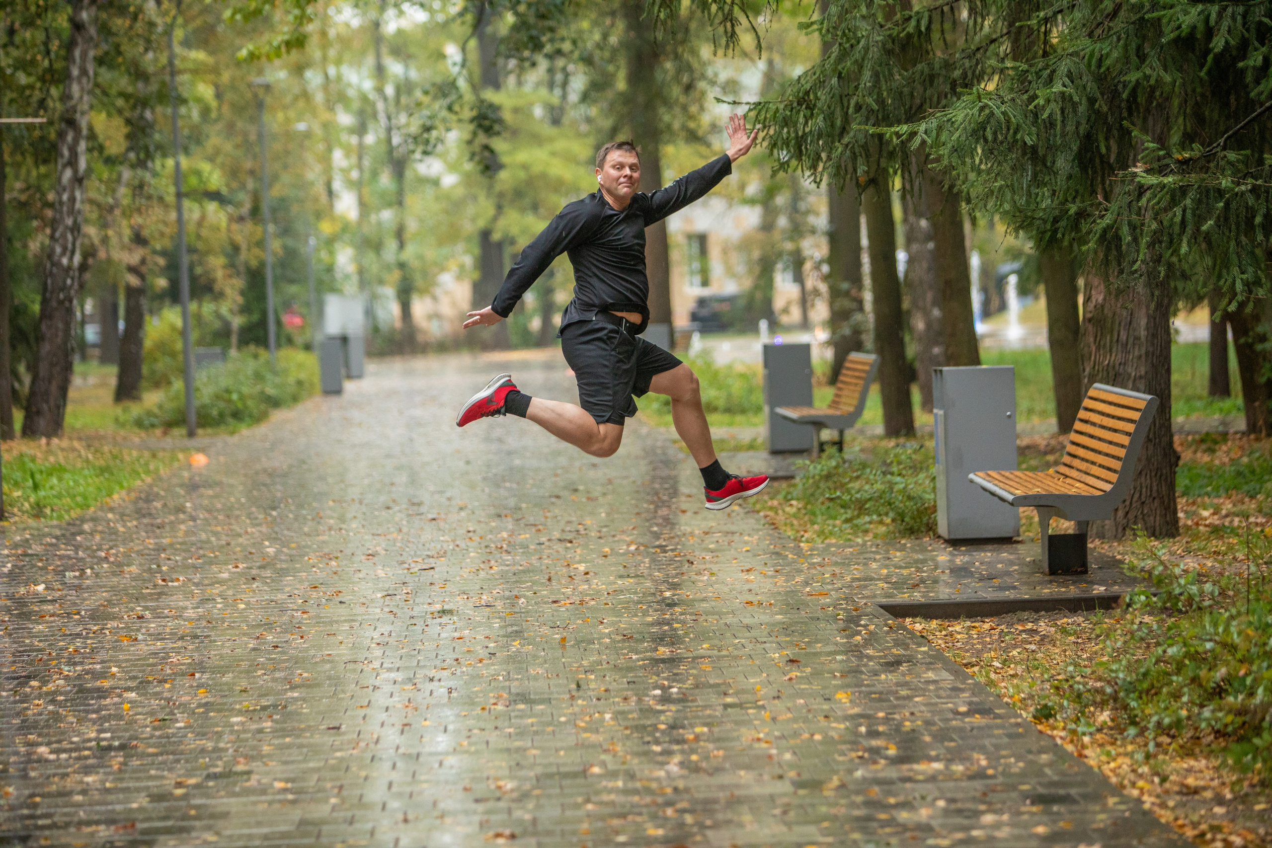 7 лет забегам 5 вёрст Химки 28.09.24. Фотограф Сергей Ловкий