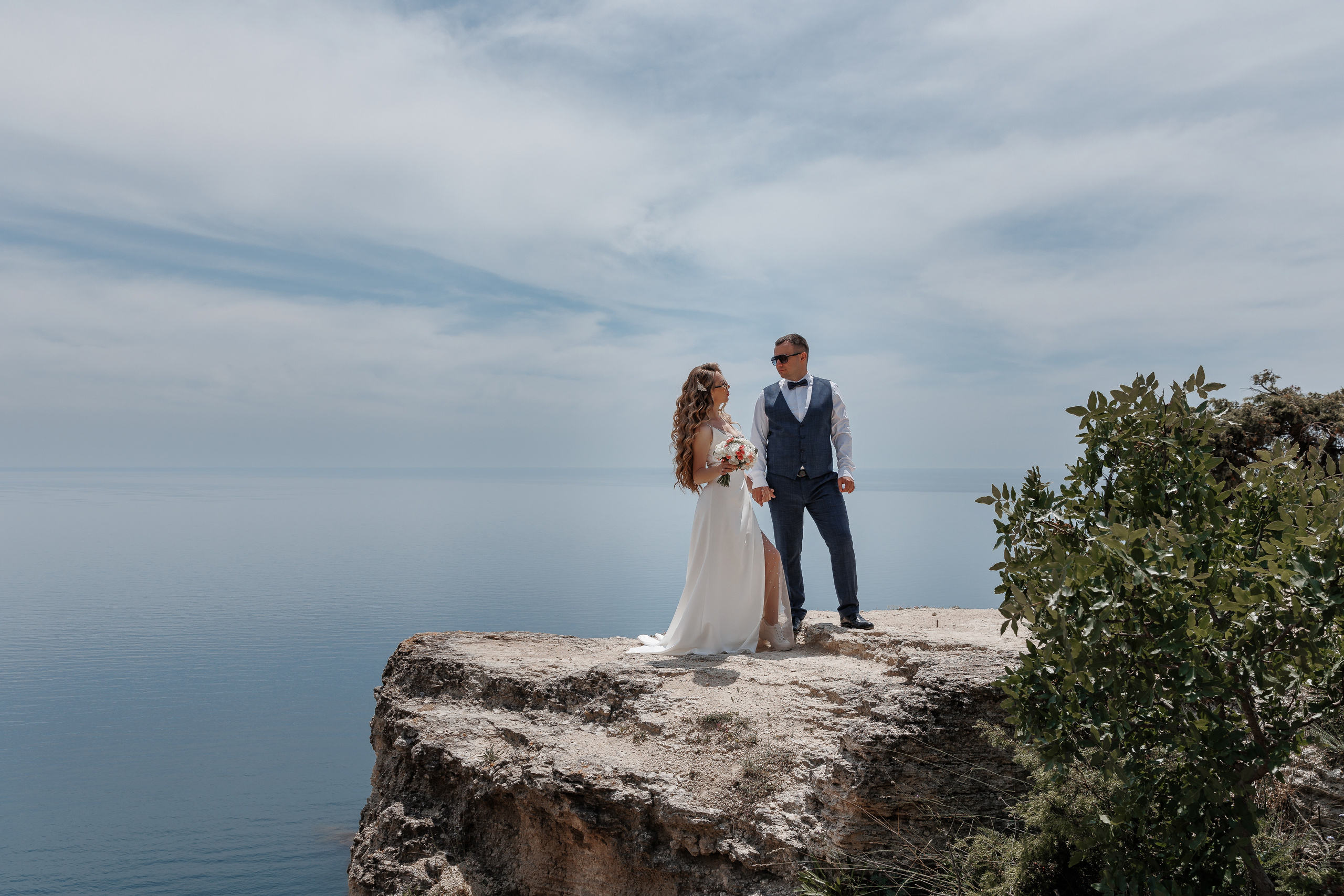 Море и горы. Анонс свадьбы Карины и Алексея. Свадебный фотограф в Крыму и Севастополе Ольга Баскакова