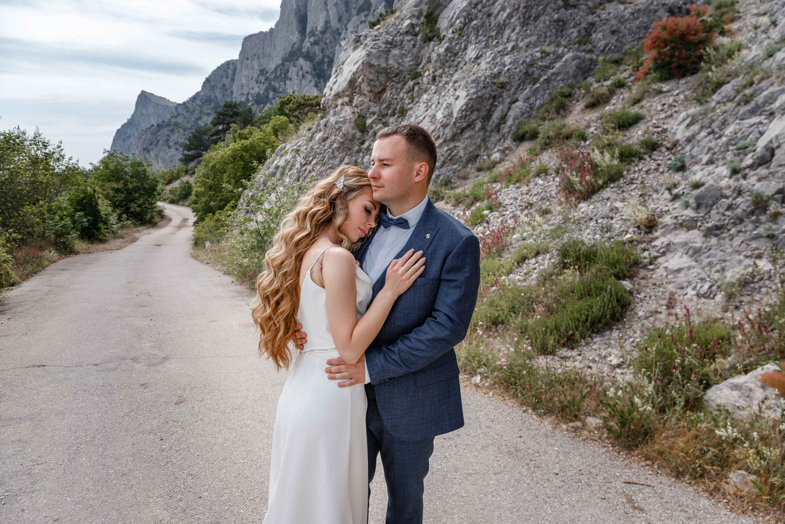 Море и горы. Анонс свадьбы Карины и Алексея. Свадебный фотограф в Крыму и Севастополе Ольга Баскакова