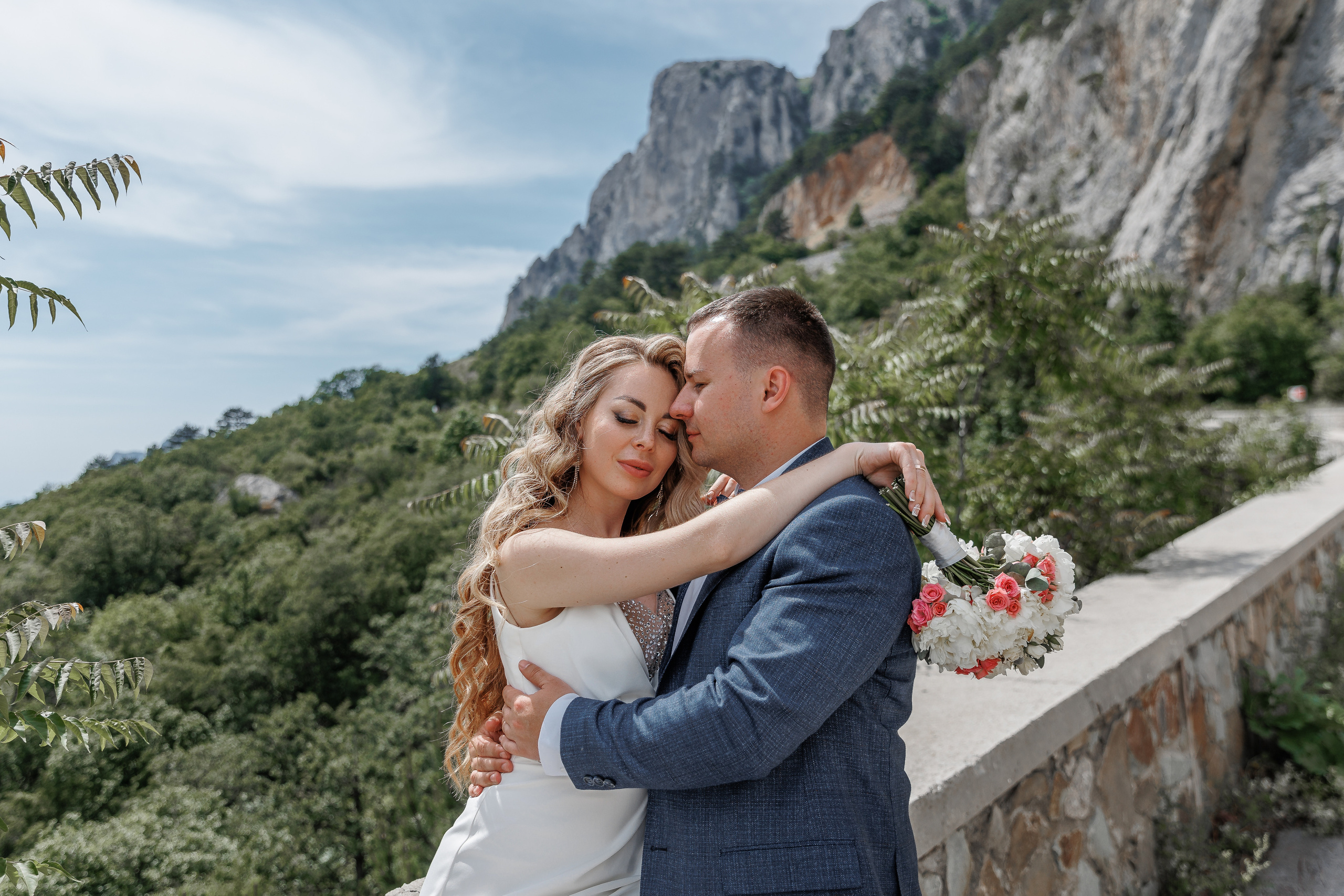 Море и горы. Анонс свадьбы Карины и Алексея. Свадебный фотограф в Крыму и Севастополе Ольга Баскакова