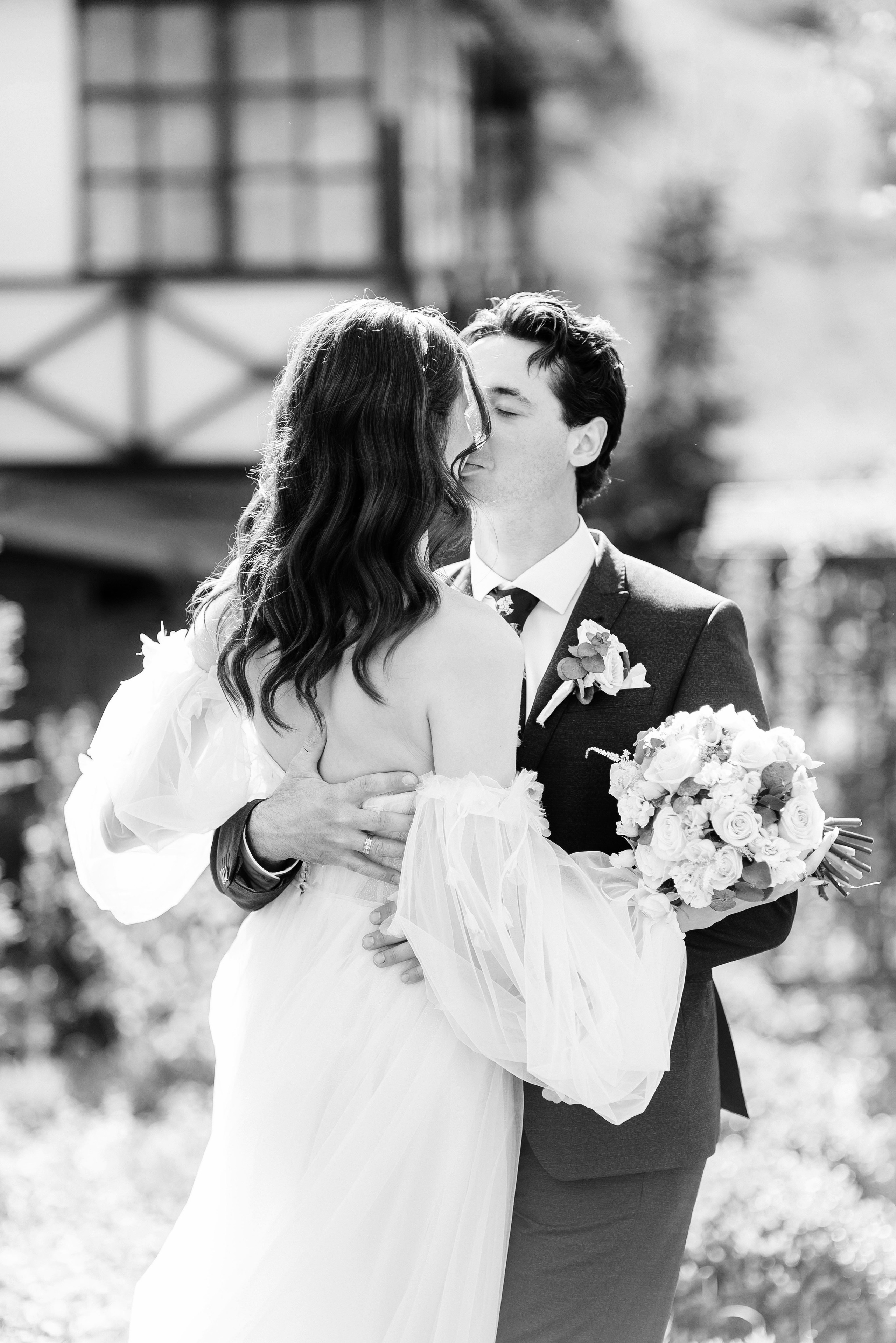 Михаил и Эмилия. Свадебный фотограф Курск Артем Духтанов