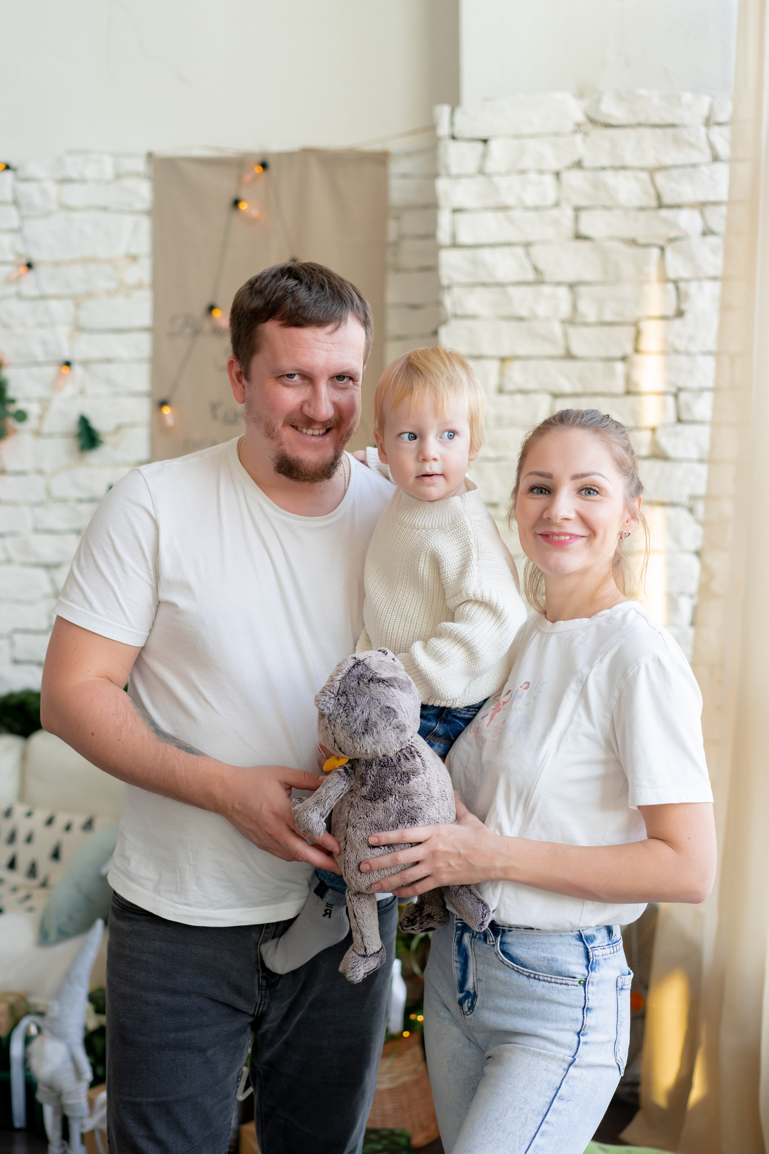 Новогодняя семейная фотосессия. Детская, семейная фотостудия в Санкт-Петербурге