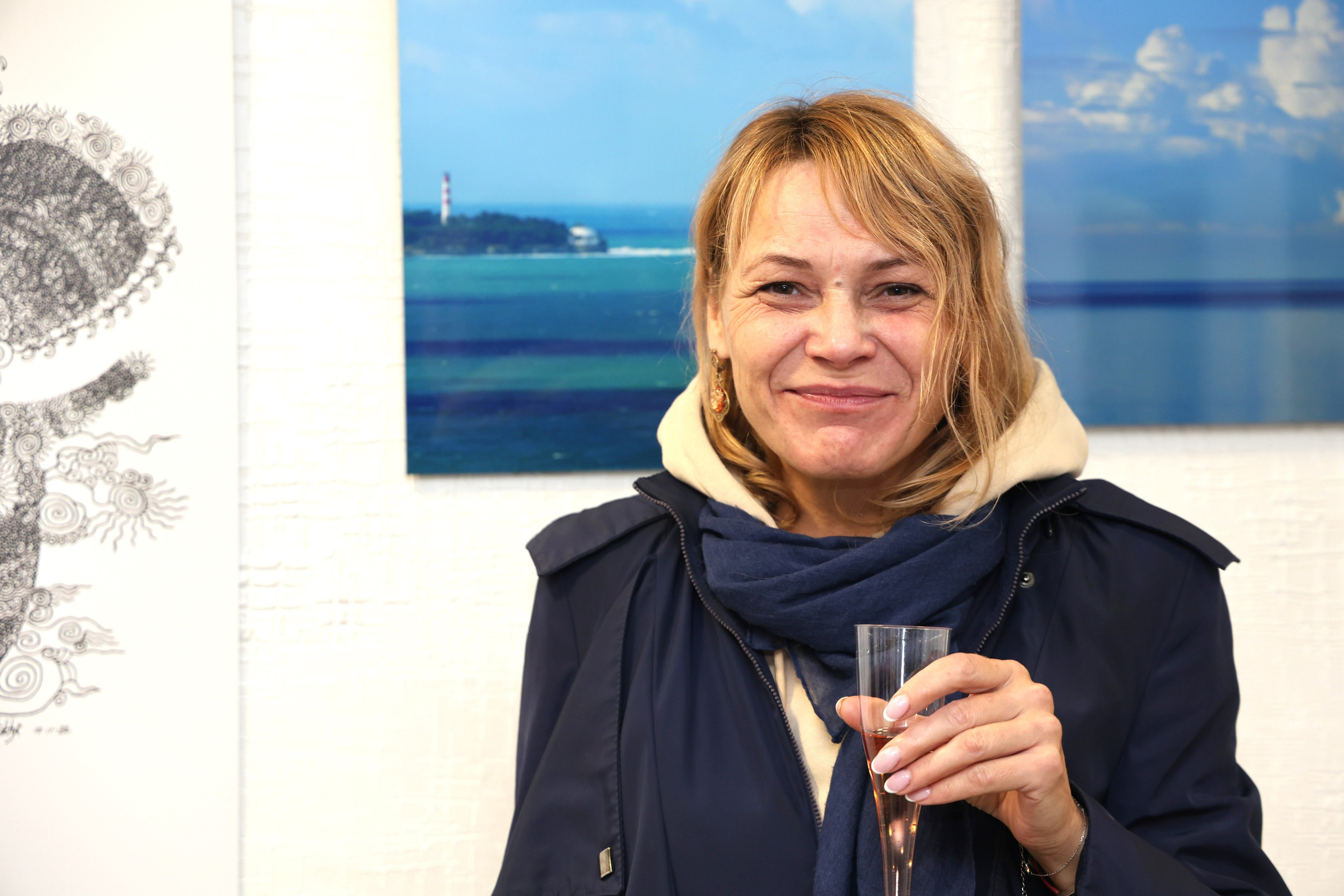 Открытие выставки в АРТ-пространстве Ники Сухаревой «Чёрное море». Фотограф в Геленджике Нина Небесная