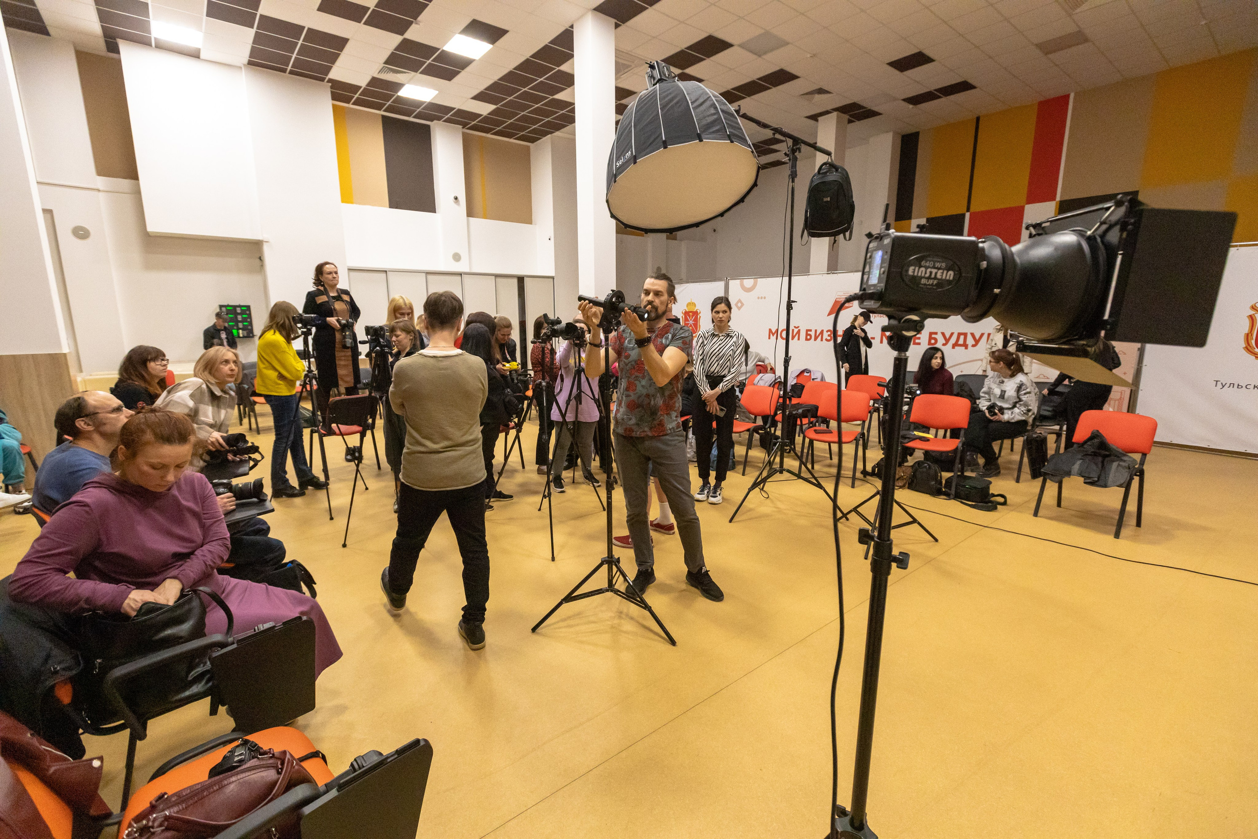 Репортаж для Мой Бизнес — Мастеркласс Павла Ребанда. Фотограф в Туле Крупский АнДРей. Фотостудия «КАДР71» в Туле