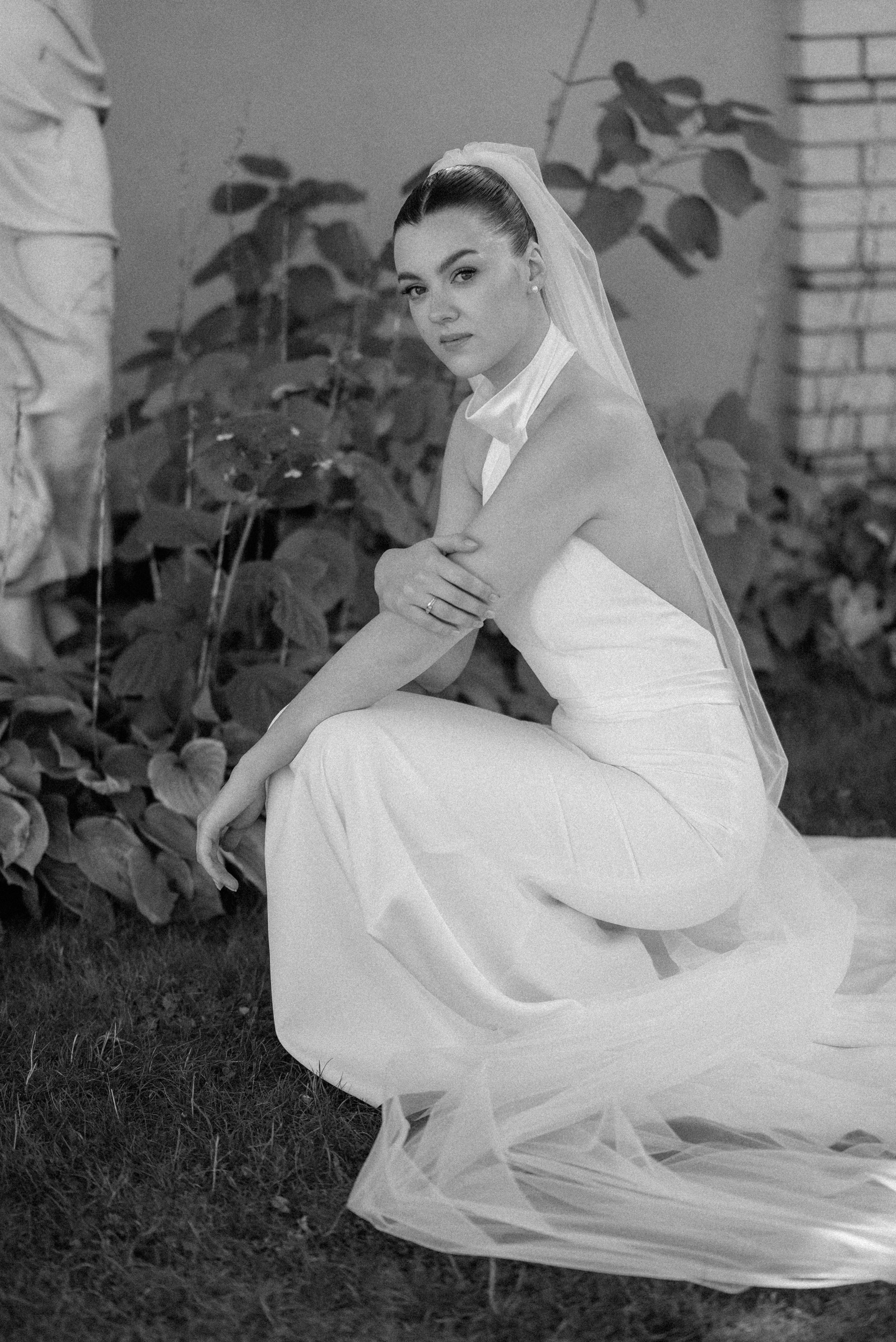 Wedding day in VERSAL PARK. Wedding PHOTOGRAPHER Andrew Vnukov