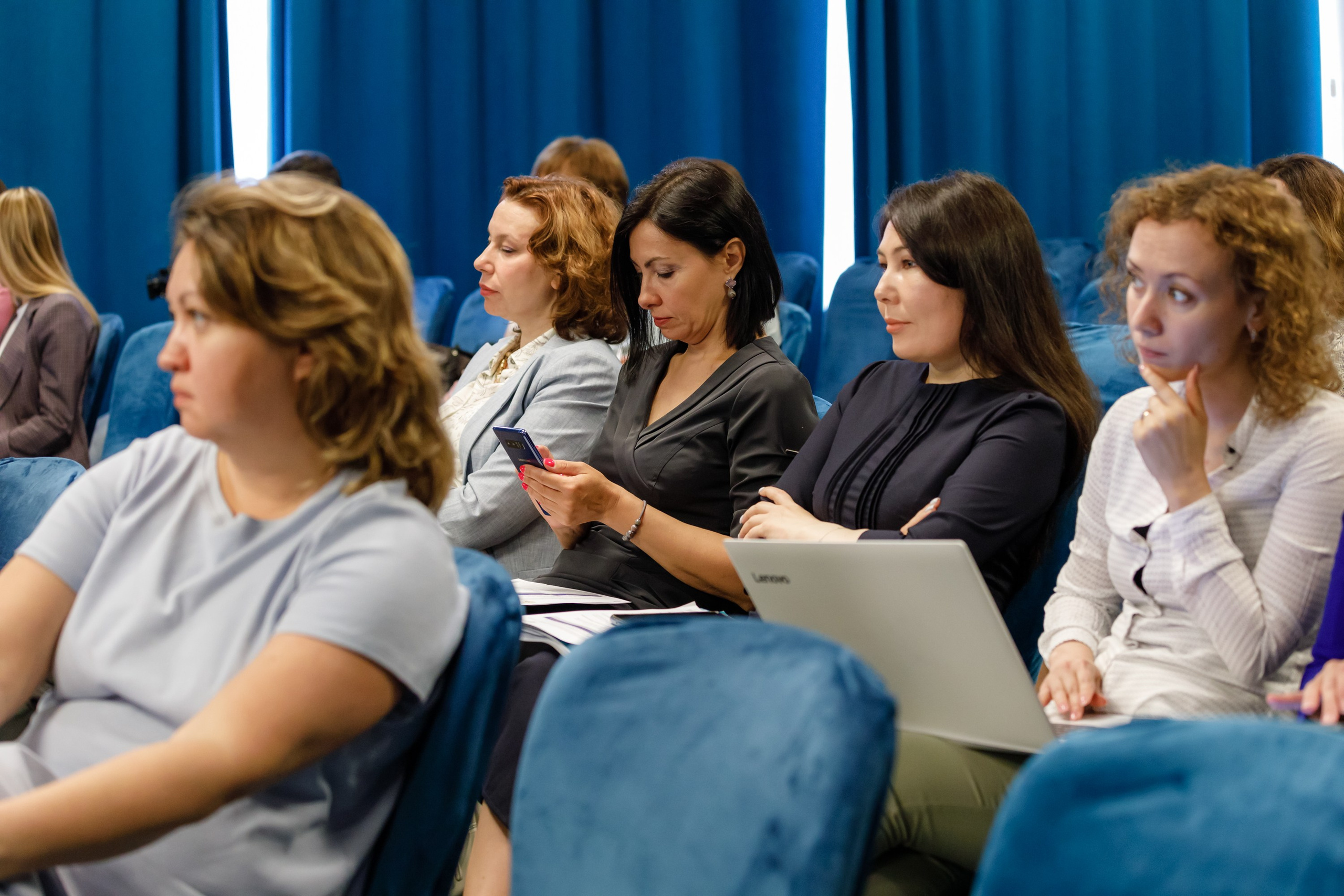 Конференция. COSMOS. Свадебный фотограф в Ярославле Анастасия Архипова
