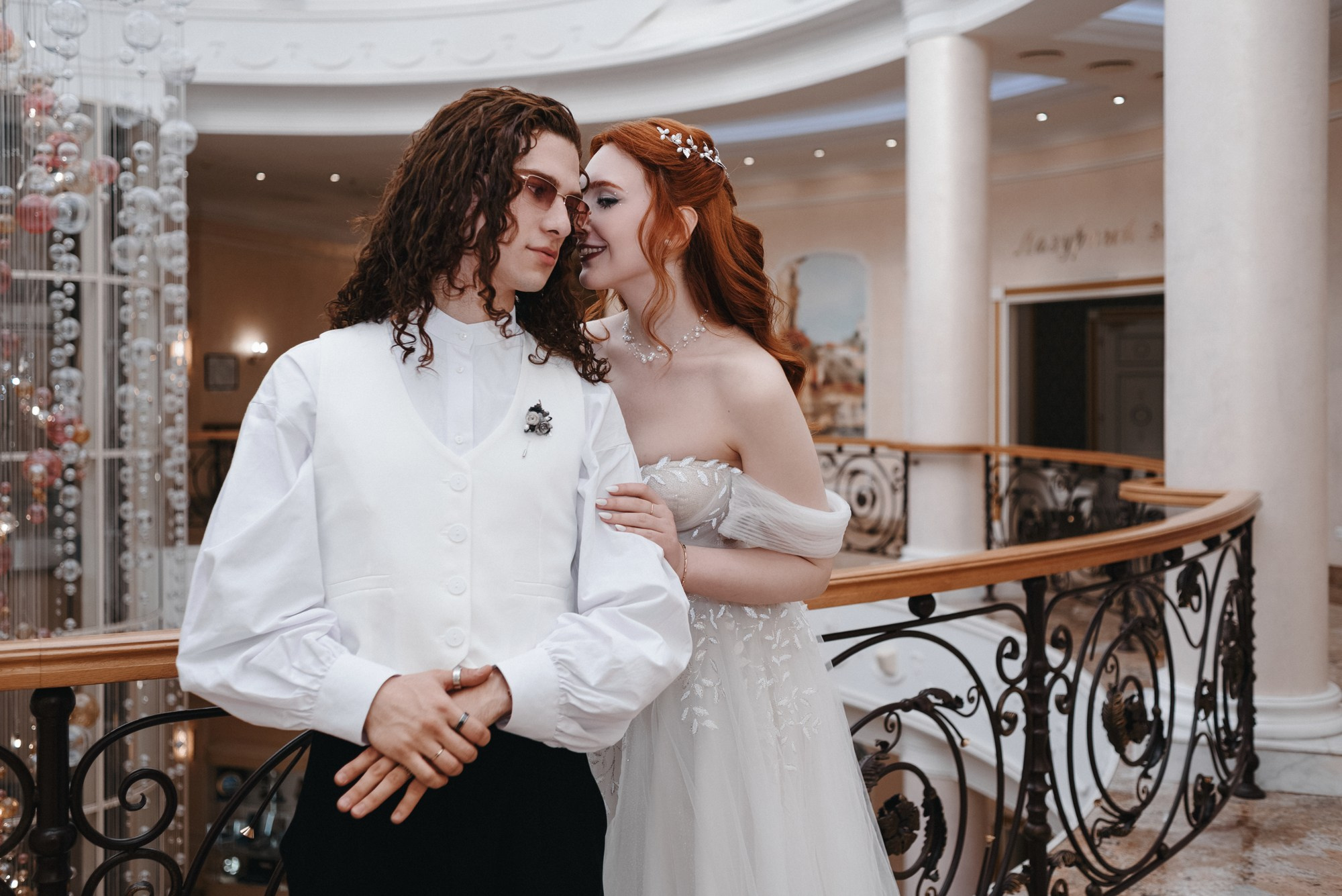 Свадебная фотосессия в Тюмени: ЗАГС, Мост Влюбленных и Монастырь | Фотограф Дарья Мустафина. Портретный фотограф Тюмень Дарья Мустафина