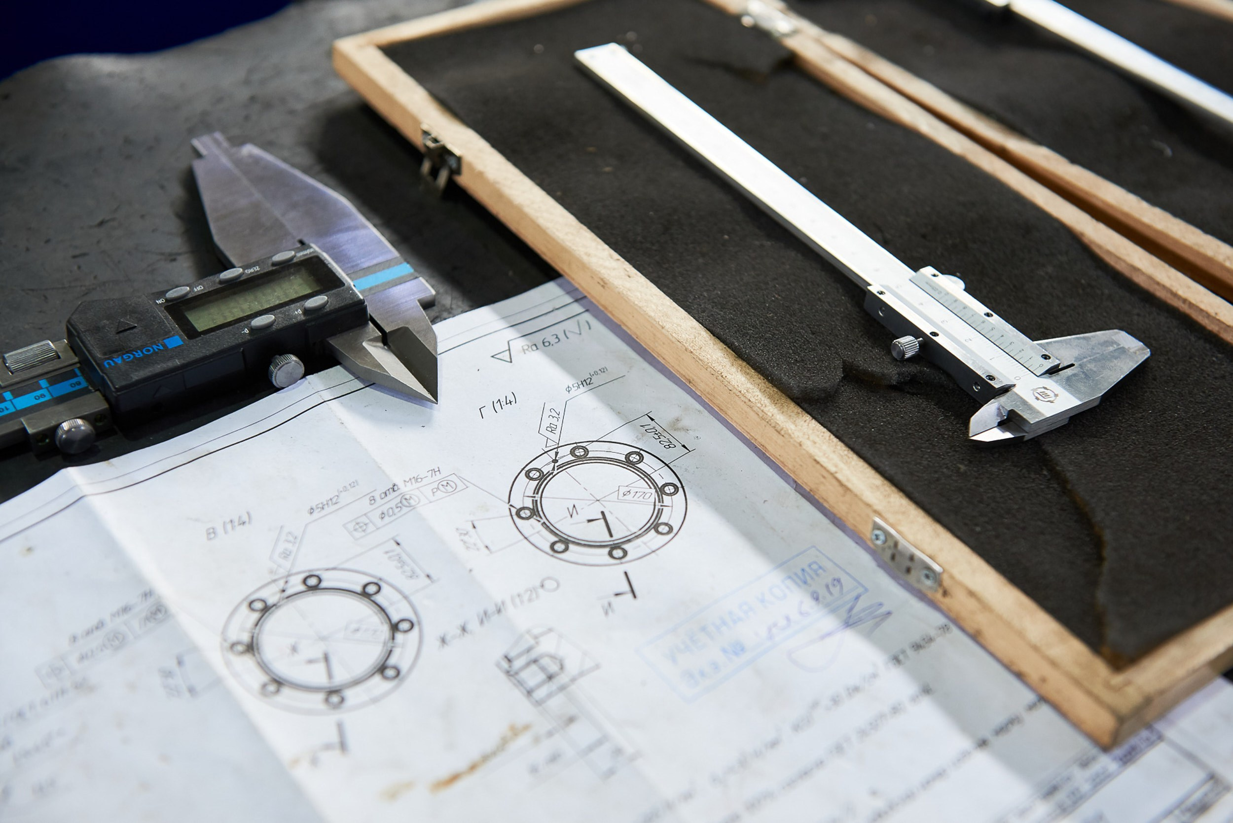 Промышленность. Герман Лепёхин коммерческий фотограф в Москве: репортаж, портреты, интерьеры, производство