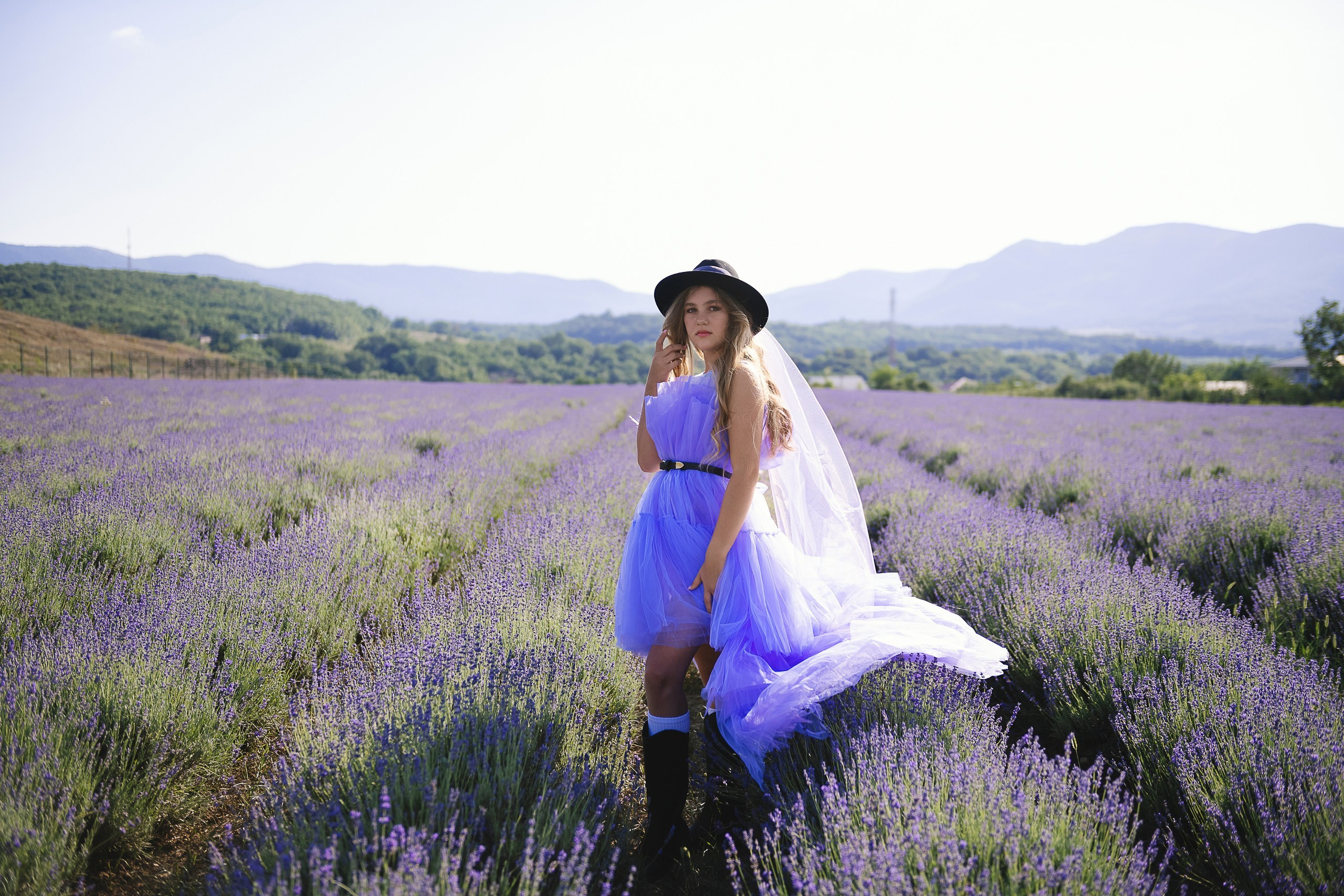 Фотосессия в лавандовом поле. Съёмки для брендов в Крыму / Стилист / Продюсер / Женя Мамай