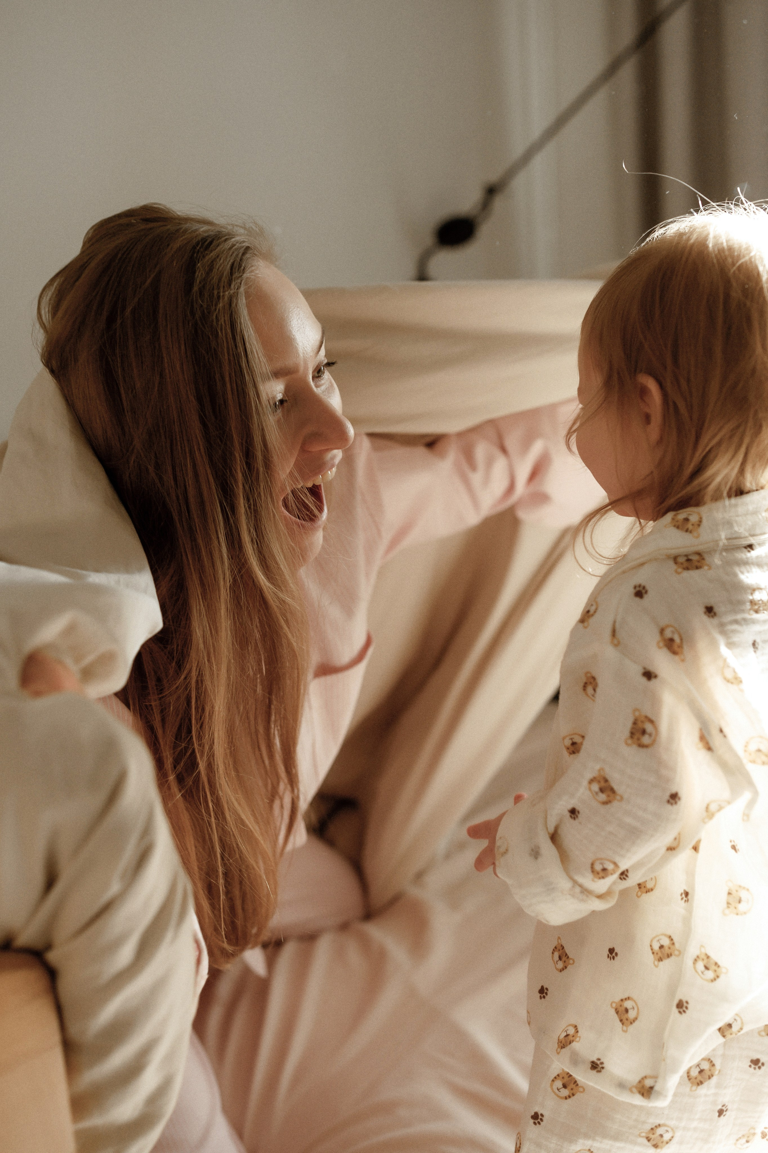 Даша и Варя дома. Семейный и свадебный lifestyle-фотограф в Москве Мария Петрова