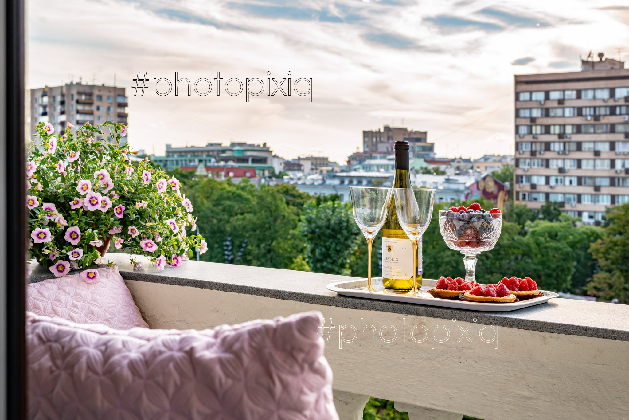 Интерьерная фотосъёмка квартиры на Тверской. Интерьерная съёмка и виртуальные туры — Интерьерный фотограф Кузнецов Сергей (photopixiq)