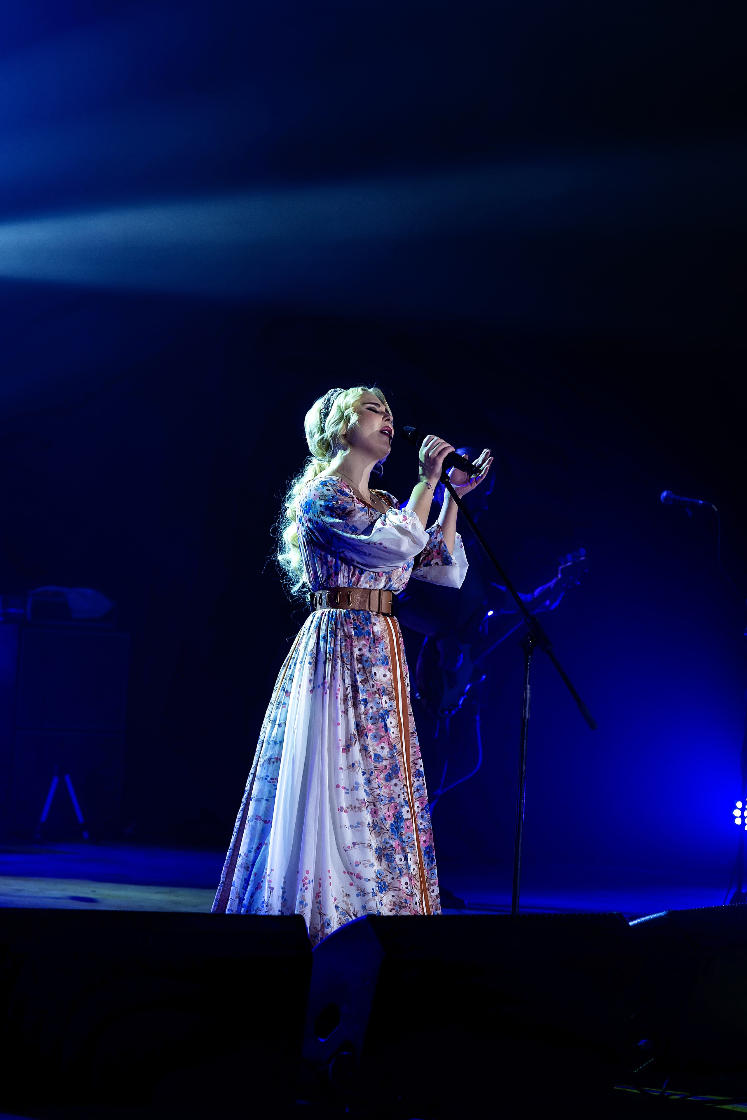 Концерт Пелагеи. Школьный, фэшн фотограф в Тюмени и в России Ирина Королева