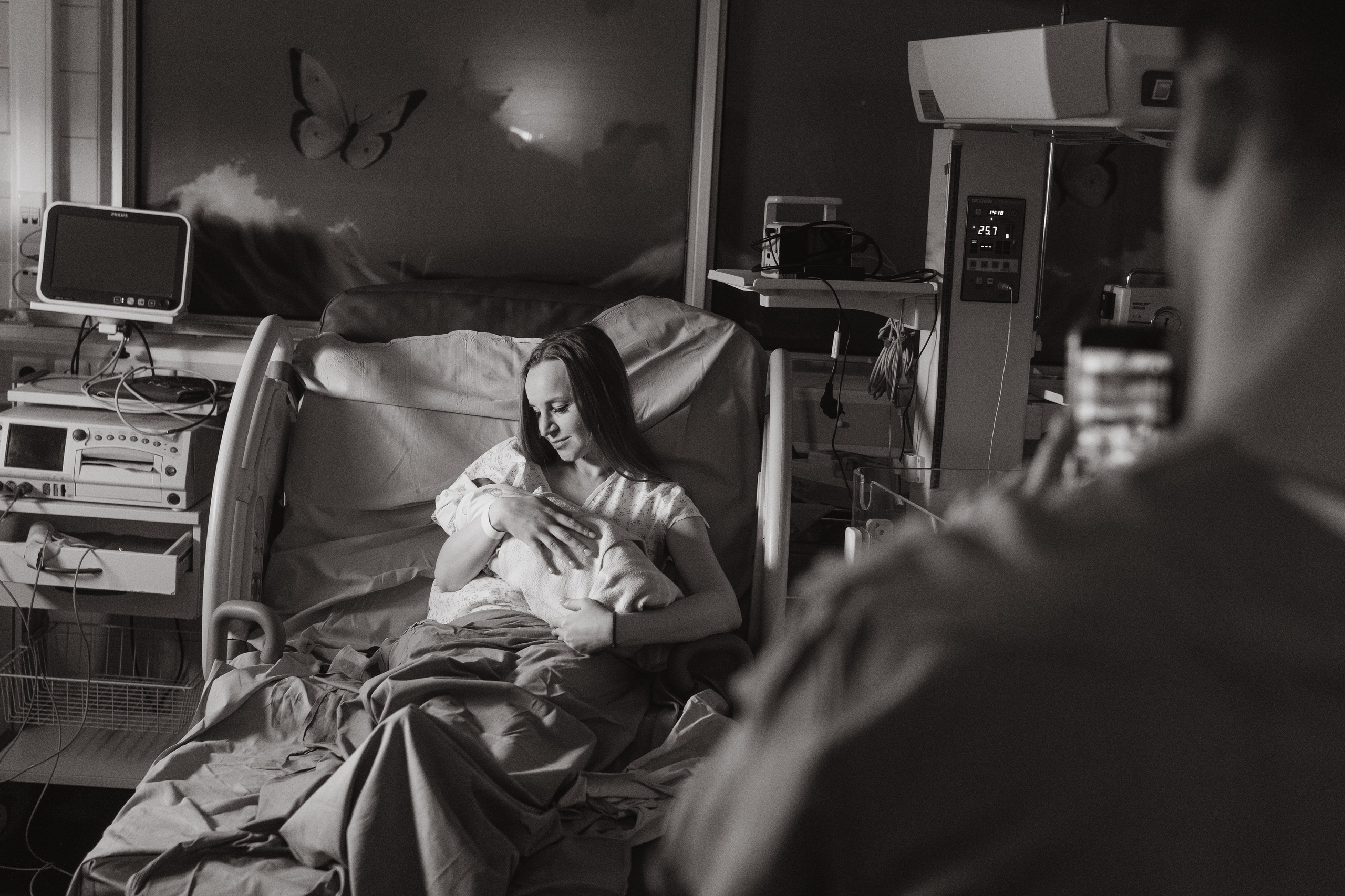 Партнерские роды в Москве в роддоме 8 Выхино. Семейный, ньюборн фотограф, фотограф на роды в Москве, Виктория Тюльдюкова