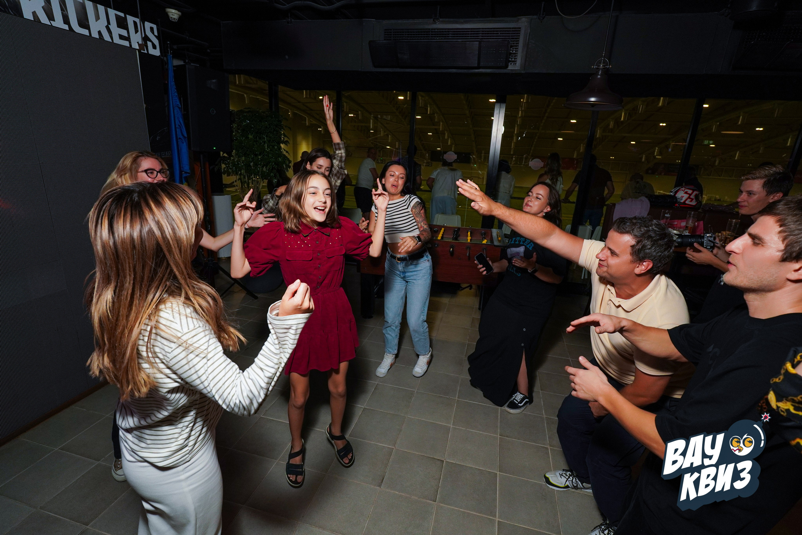 WOW QUIZ DUBAI. Фото | Видео Контент Мишель Ватаманюк