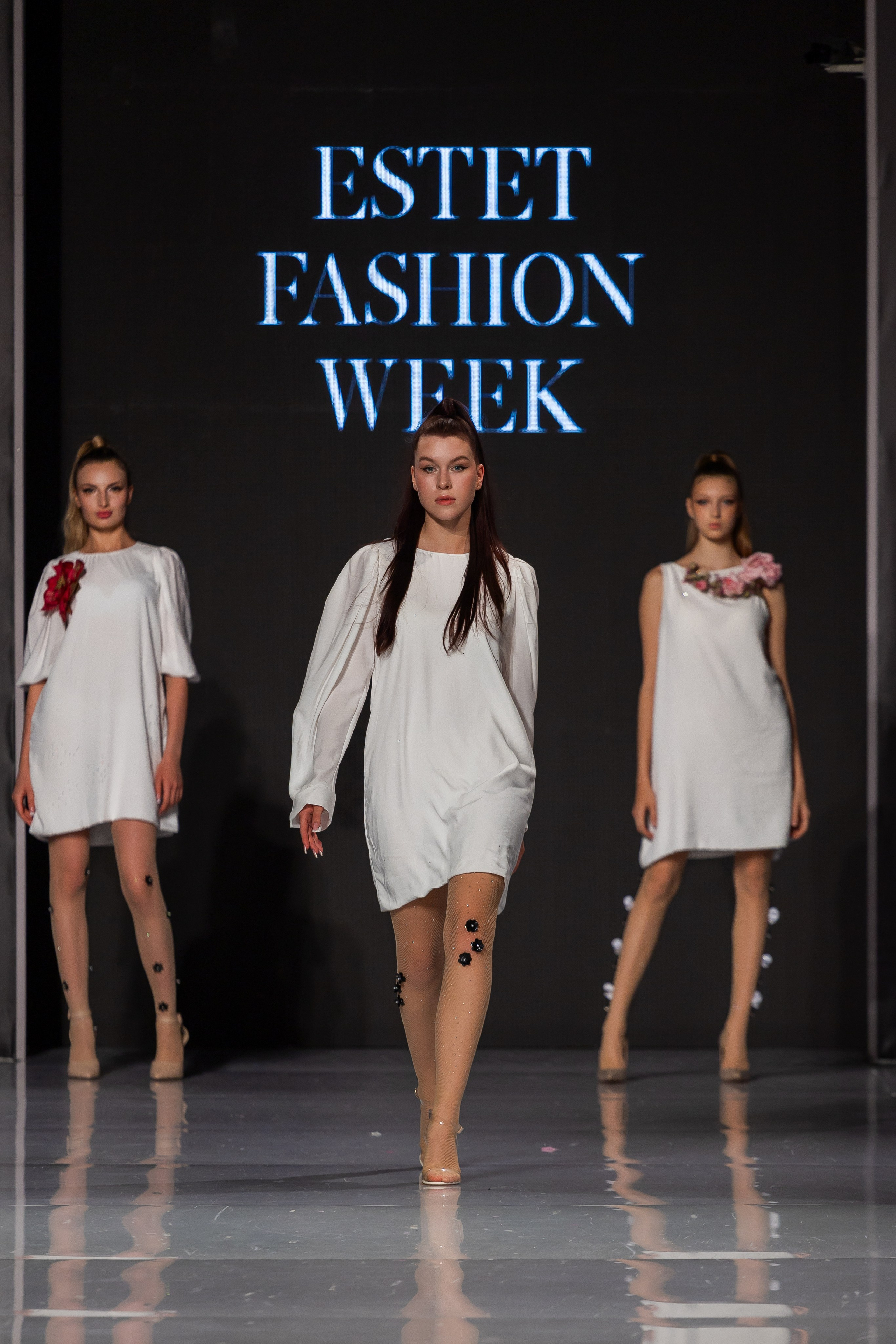 Estet Fashion Week. Photomantis