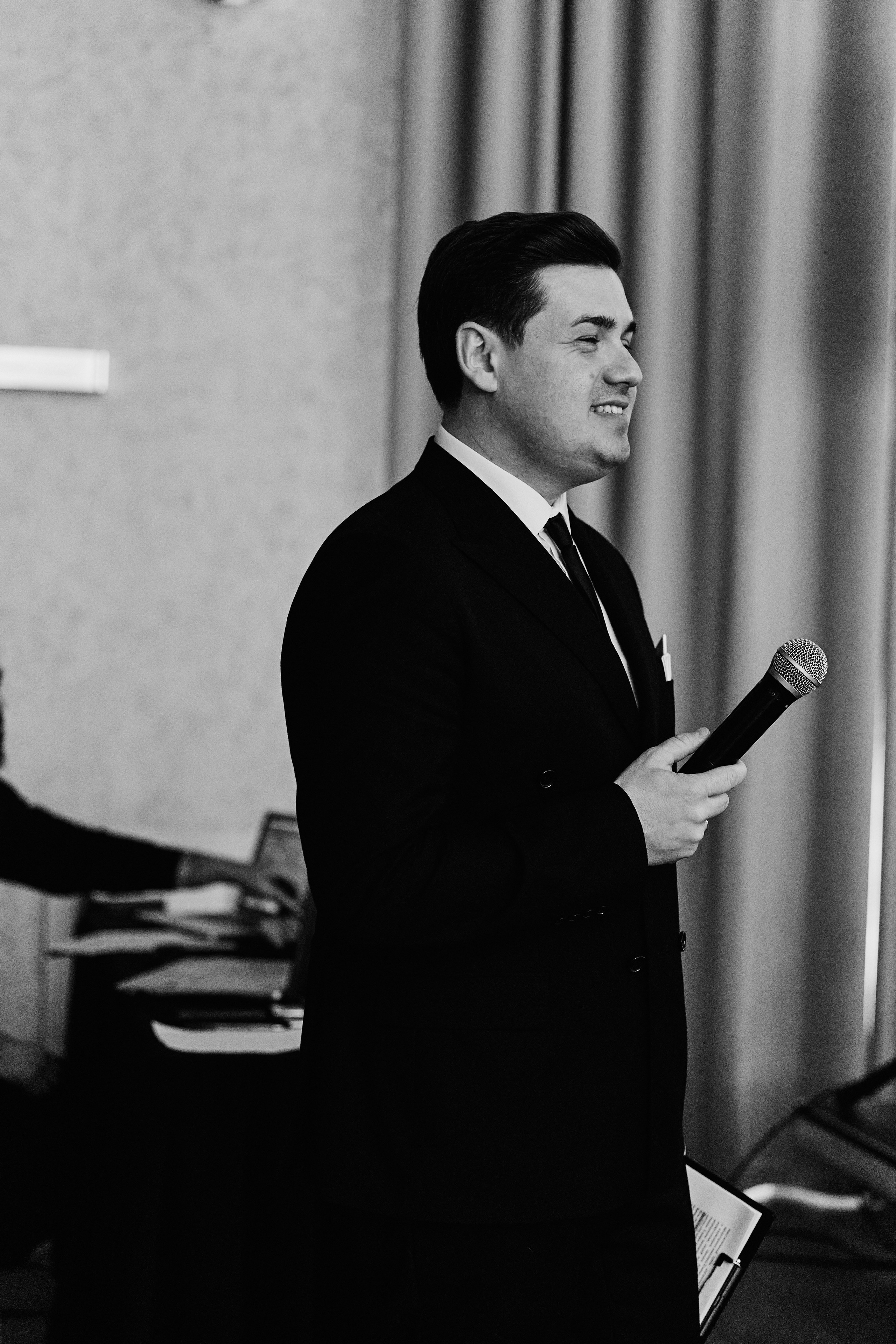 Форум Бизнес-тренды 2025 в Marriott Hotel 28.04. Свадебный репортажный фотограф краснодар максим дремов дрёмов фотосессия студия цена