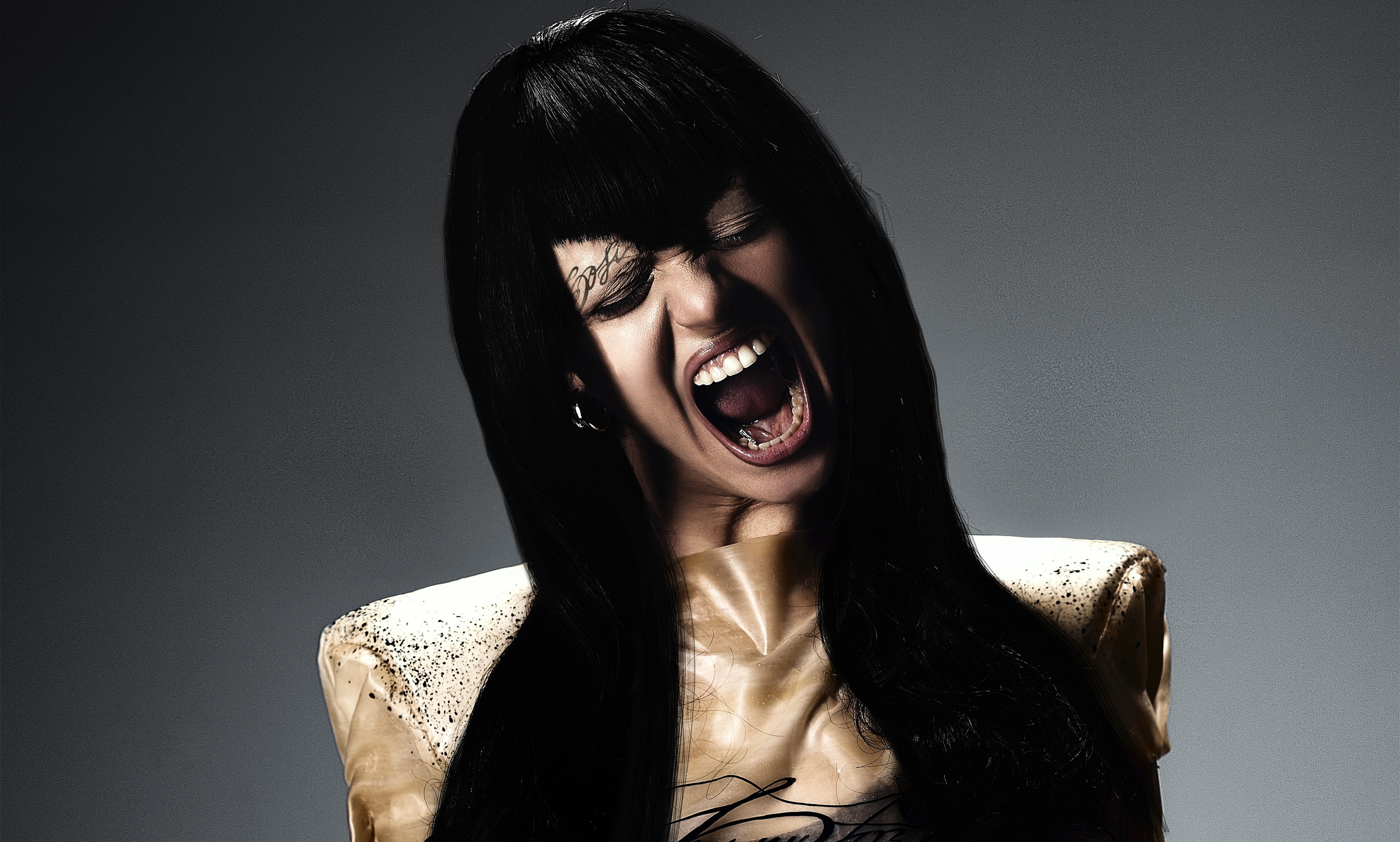 Pongo campaign. PLANTA ROSA — REPORTAGE