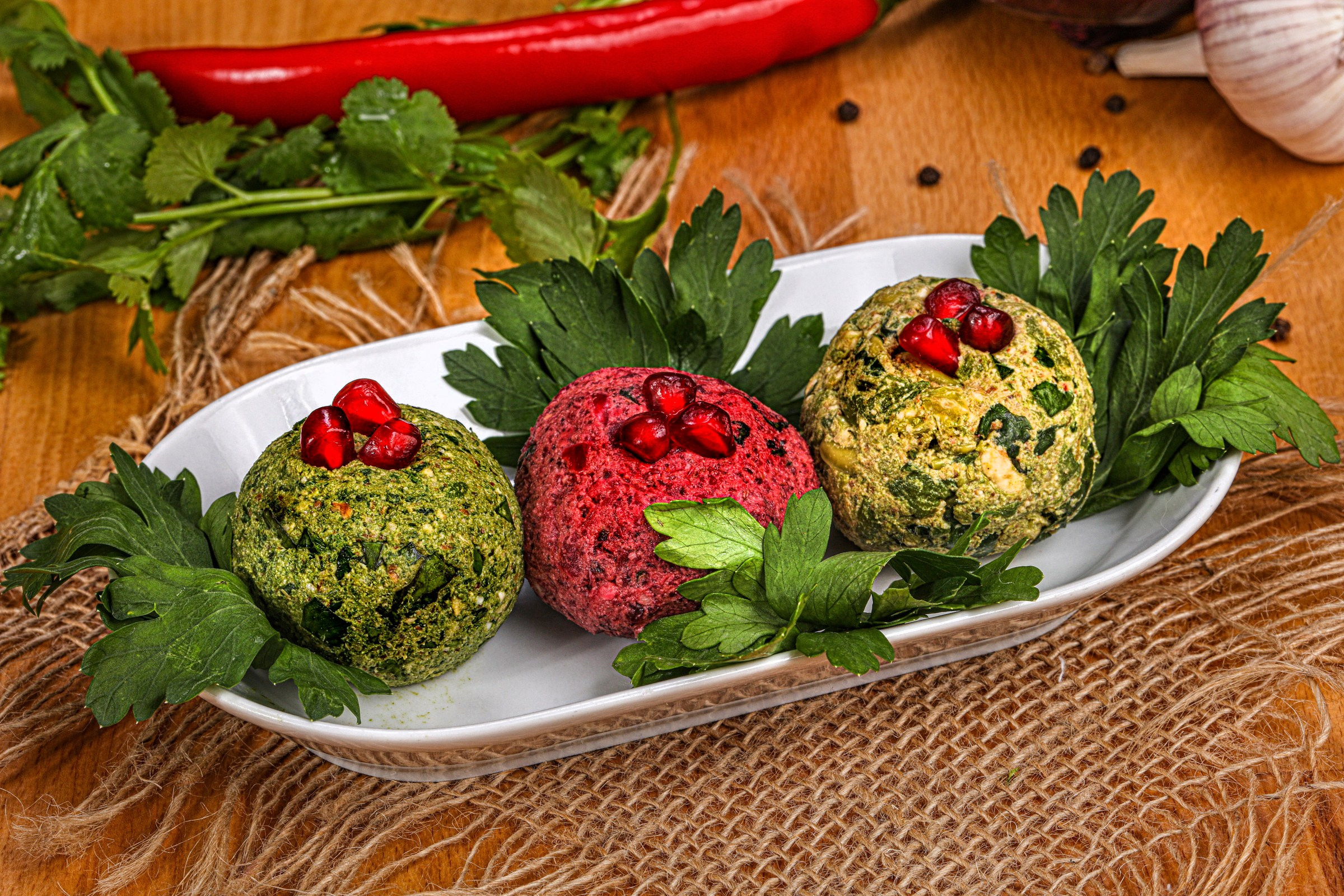 Фотосъемка блюд грузинской кухни. Заказ по тел.: +7 (906) 006-90-22. Фуд-фотограф Андрей Старостин — съемка еды в Москве. 9000 руб. в час