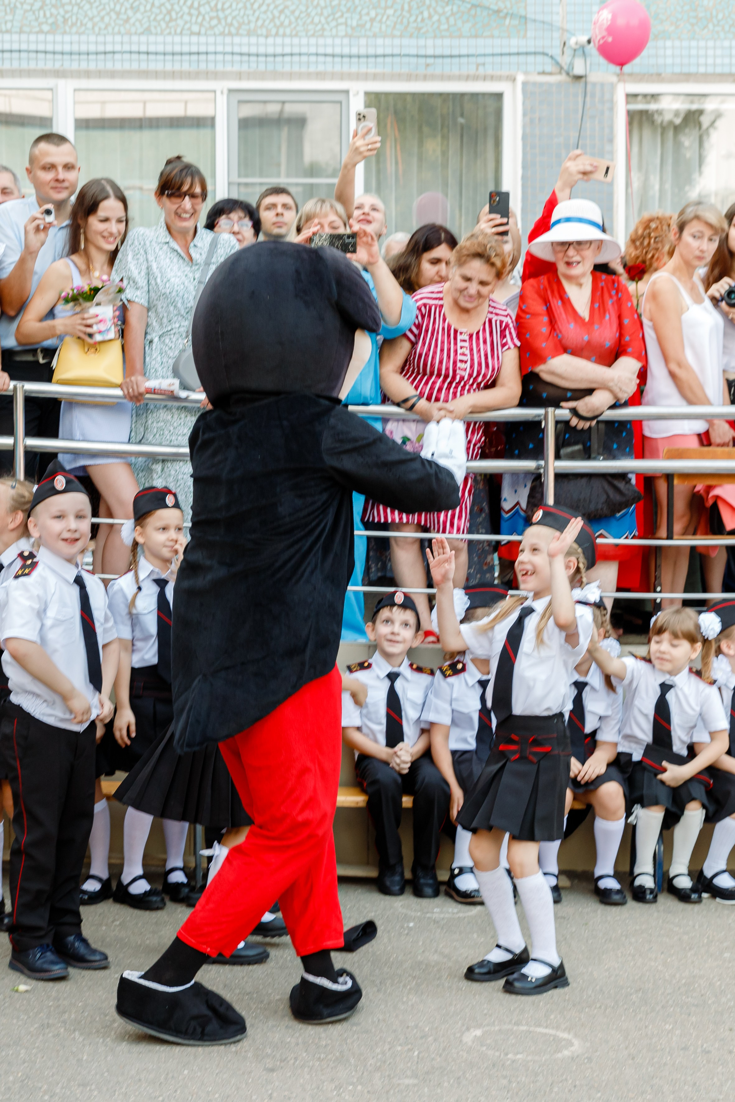 ПЕРВЫЙ ЗВОНОК. Марина Ушакова. Фотограф. Выпускные альбомы. г. Краснодар