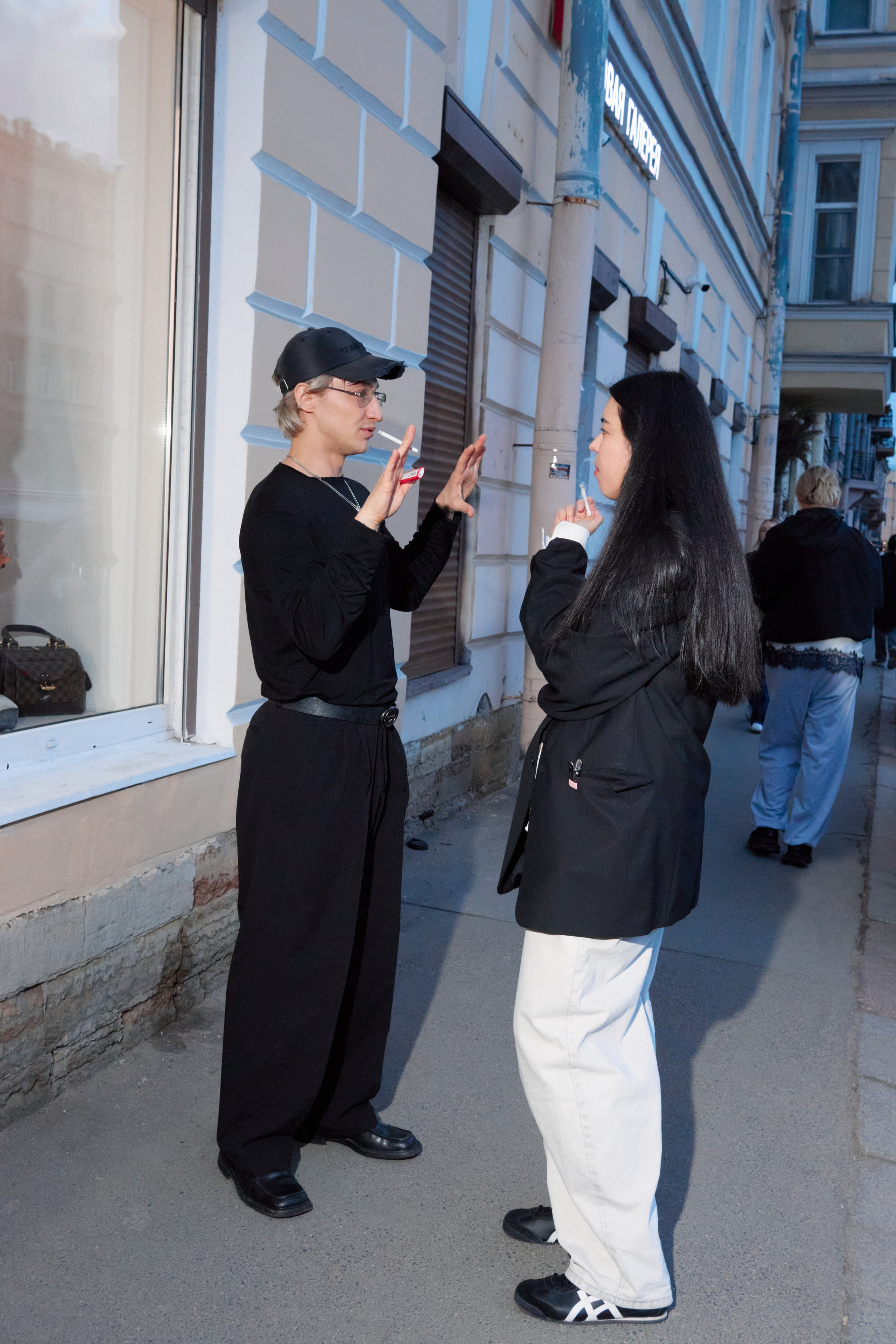 ПИФ-ПАФ Супершоп | вернисаж выставки SOBO GALLERY х ПИФ-ПАФ. Фотограф Михаил Николаев
