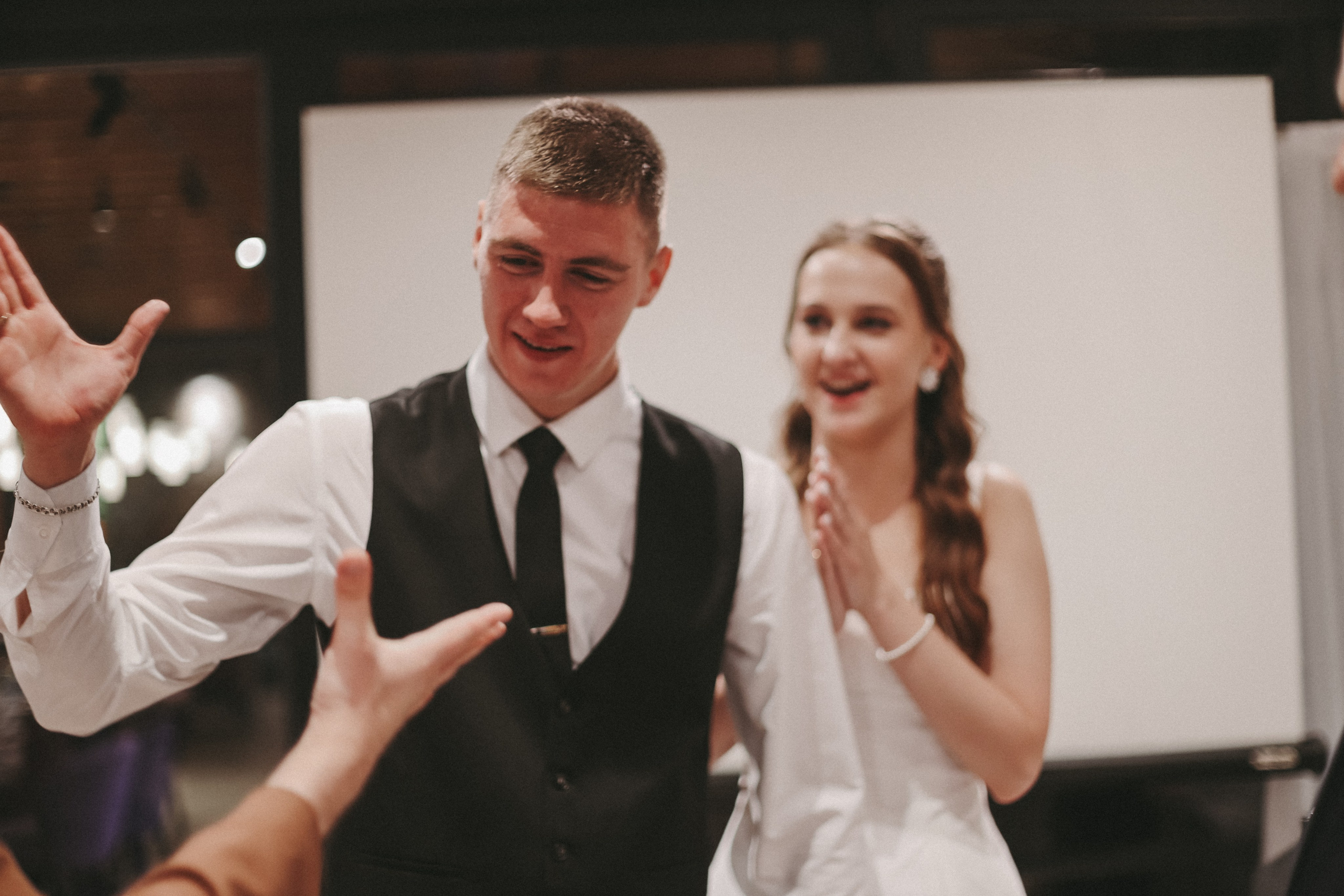 «А покажите съемку банкета)». Главная