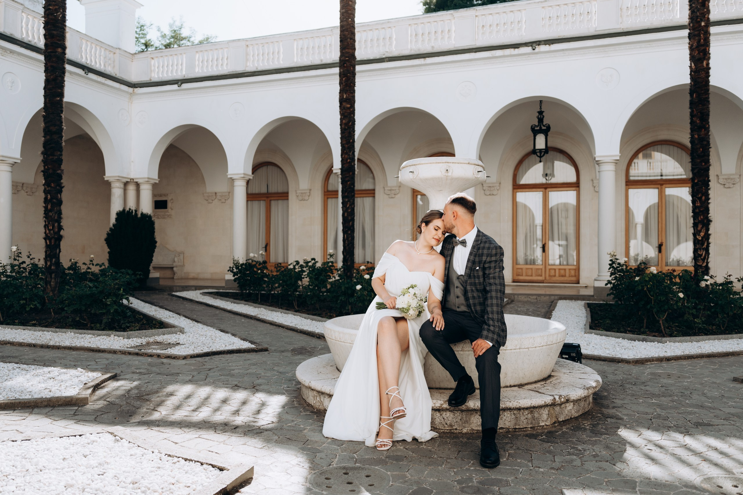 Свадебная фотосессия в Ялте. Портретный свадебный фотограф Крым | Евгения Щитенко