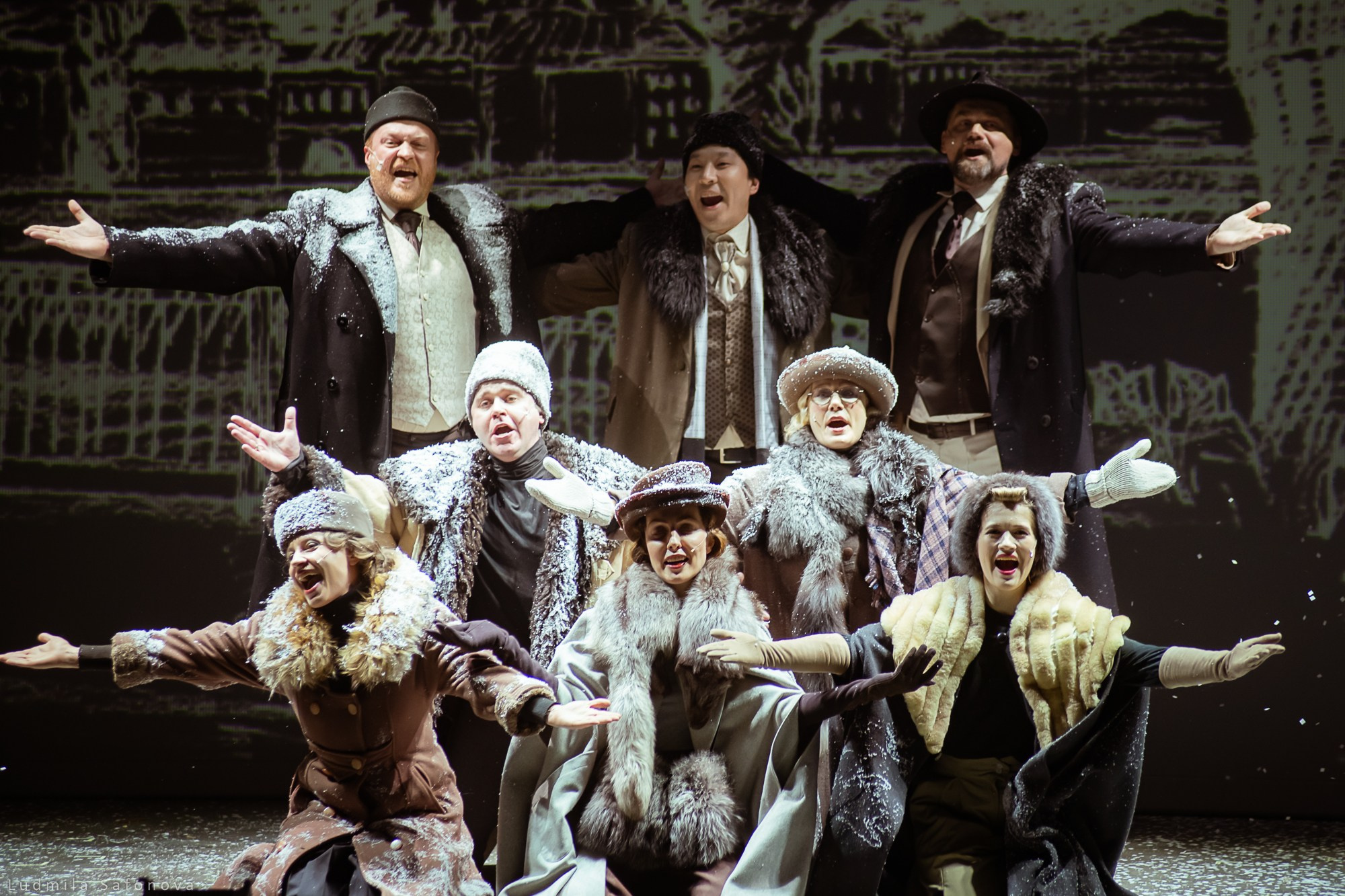 Весёлые ребята, театр на Таганке. Lucytheatre